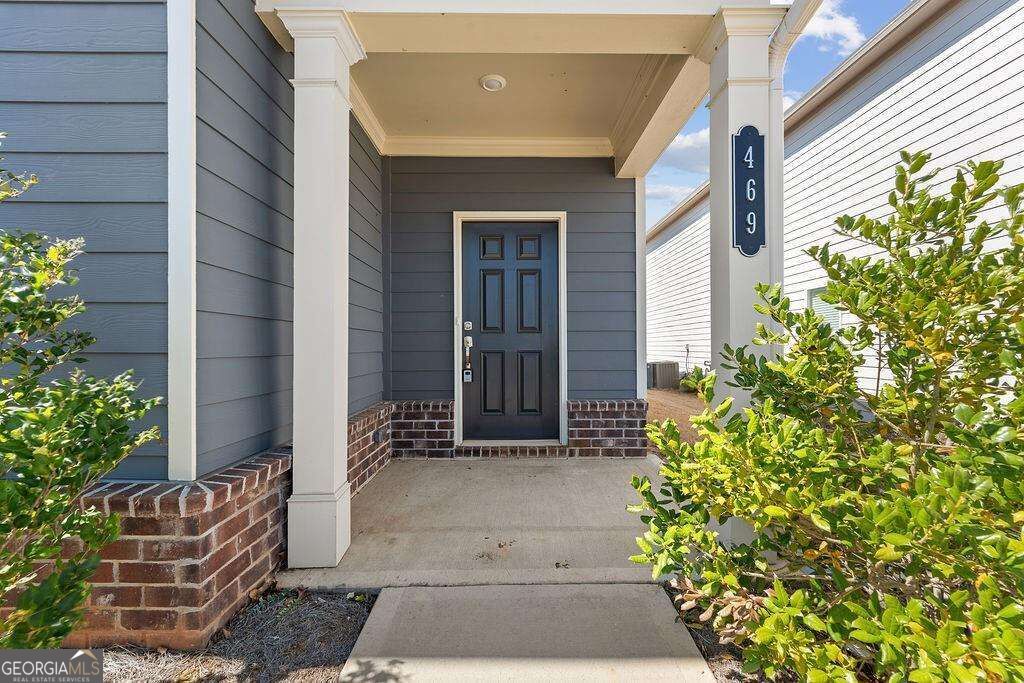 469 Golden Eagle Pk Property Photo 5