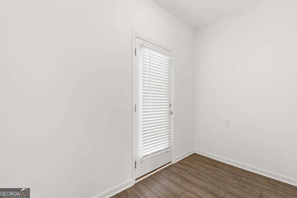 469 Golden Eagle Pk Property Photo 18