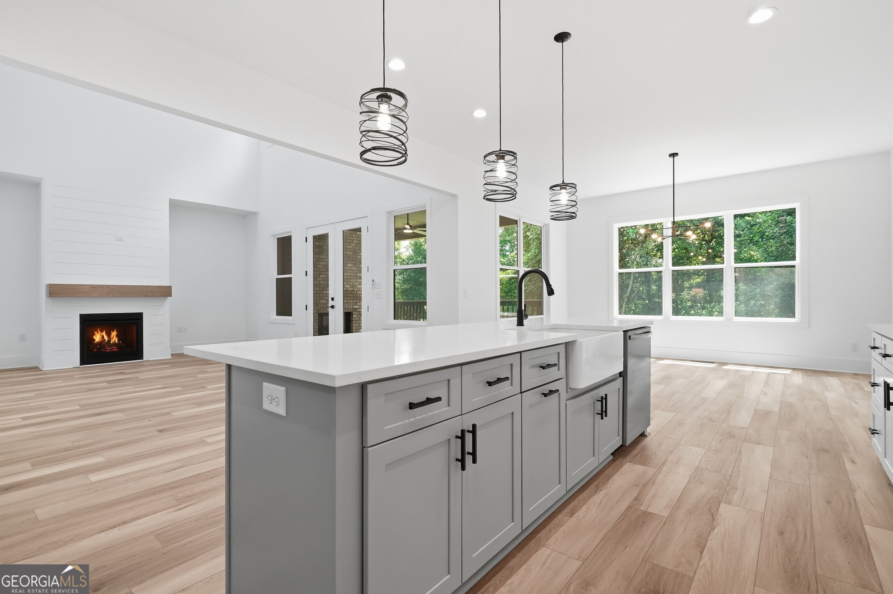 5676 Meadow View Drive Property Photo 17