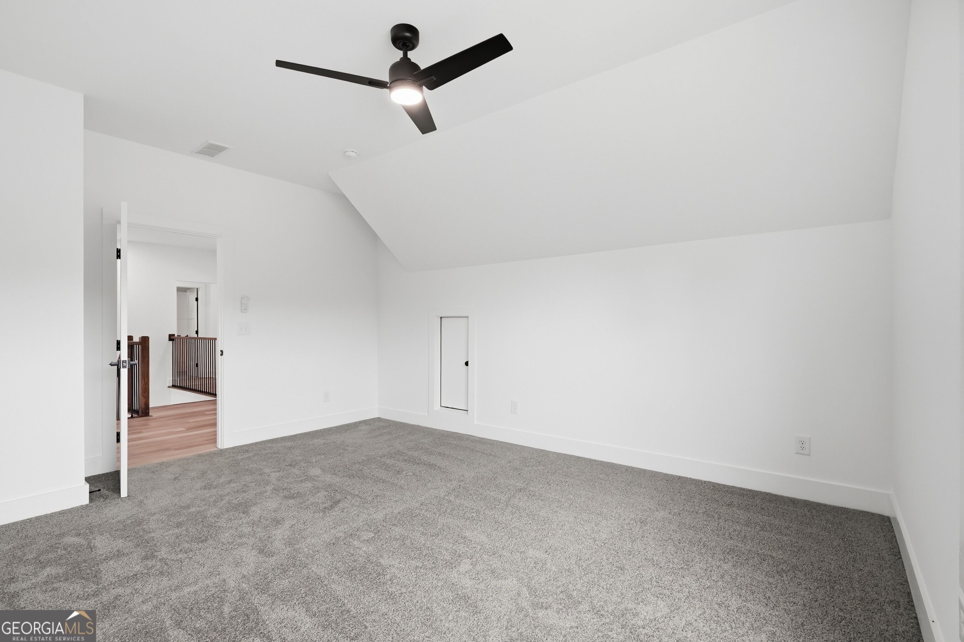 5676 Meadow View Drive Property Photo 38