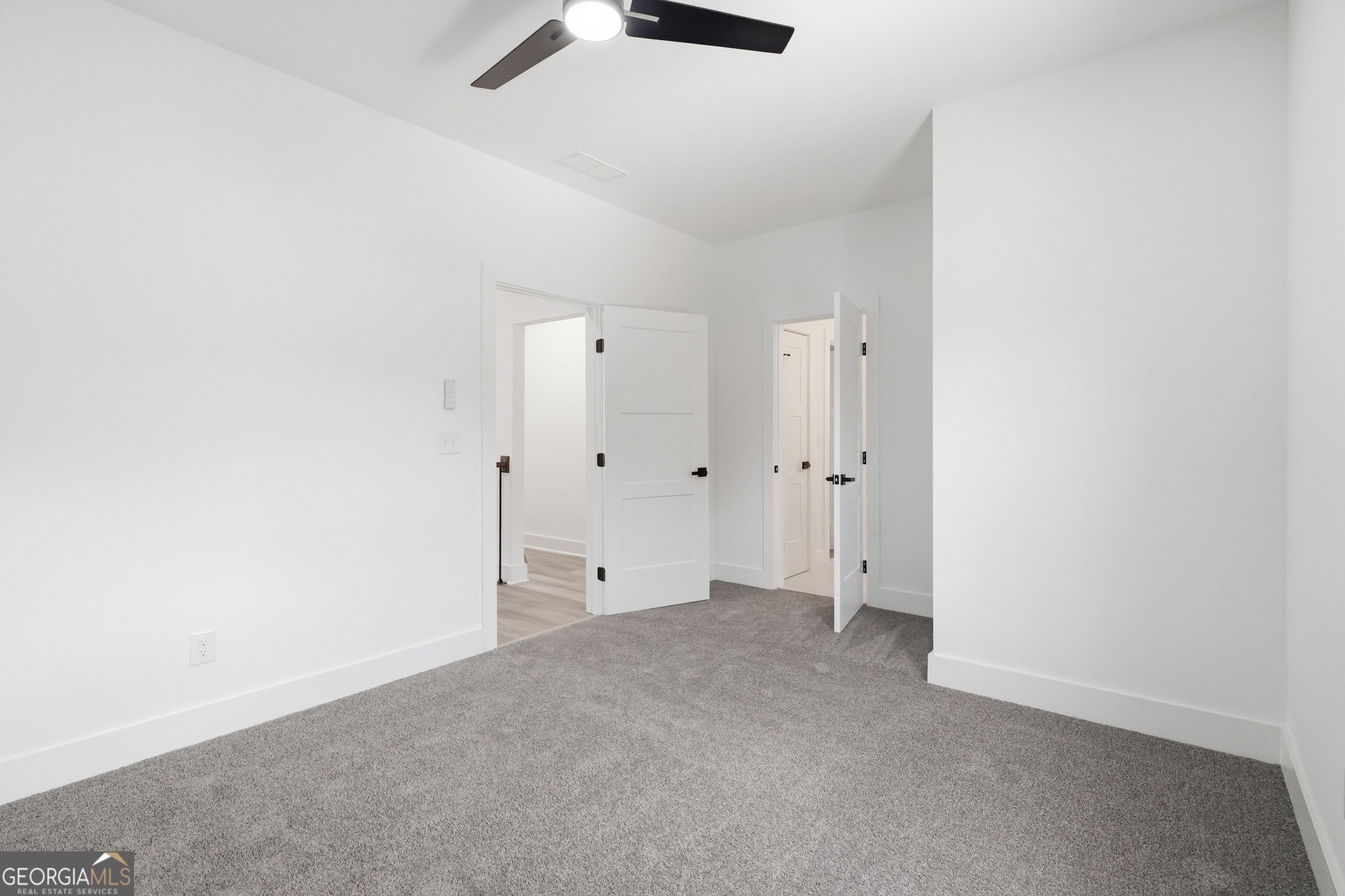 5676 Meadow View Drive Property Photo 40
