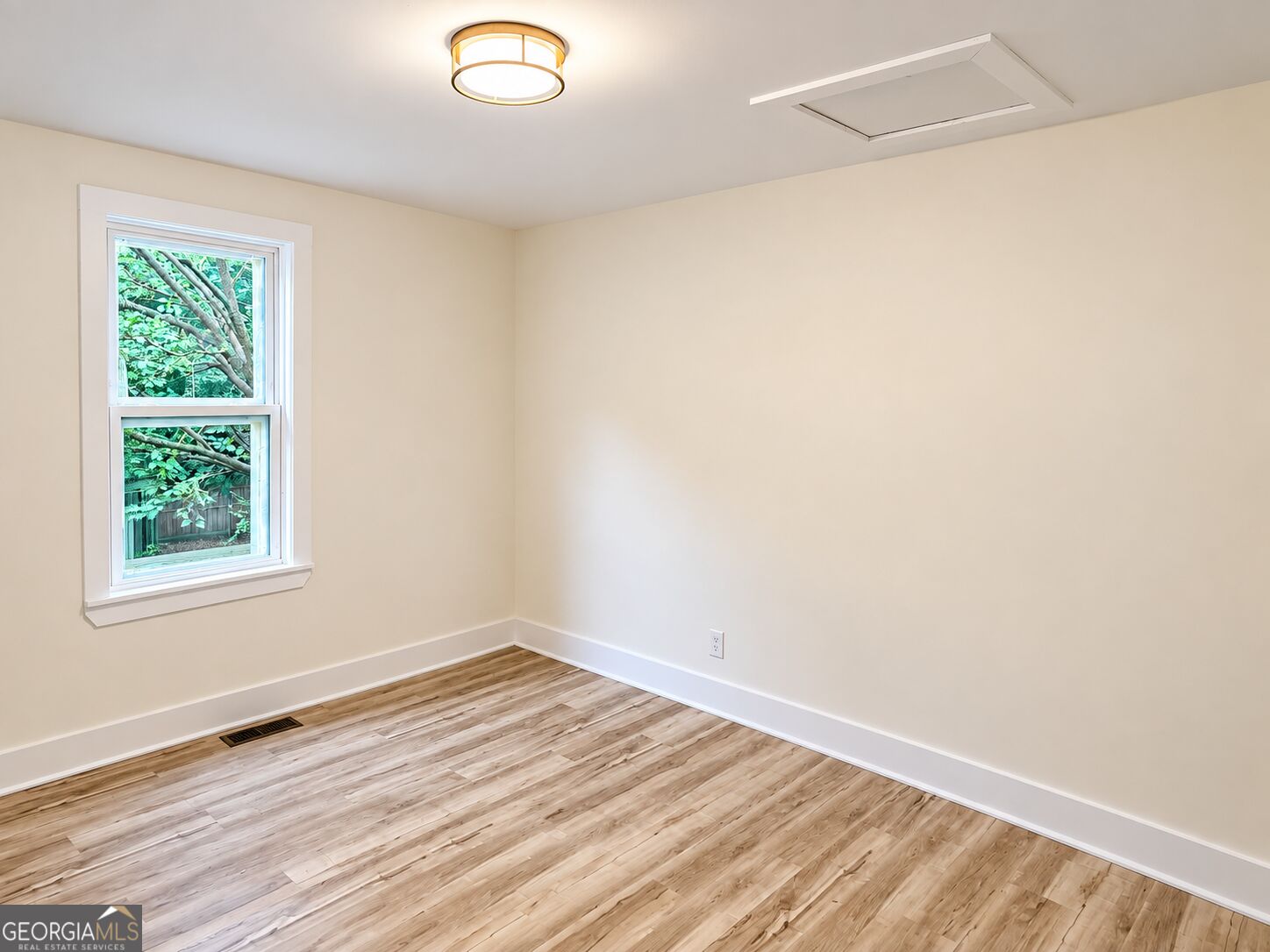 1256 Mcpherson Avenue Se Property Photo 27