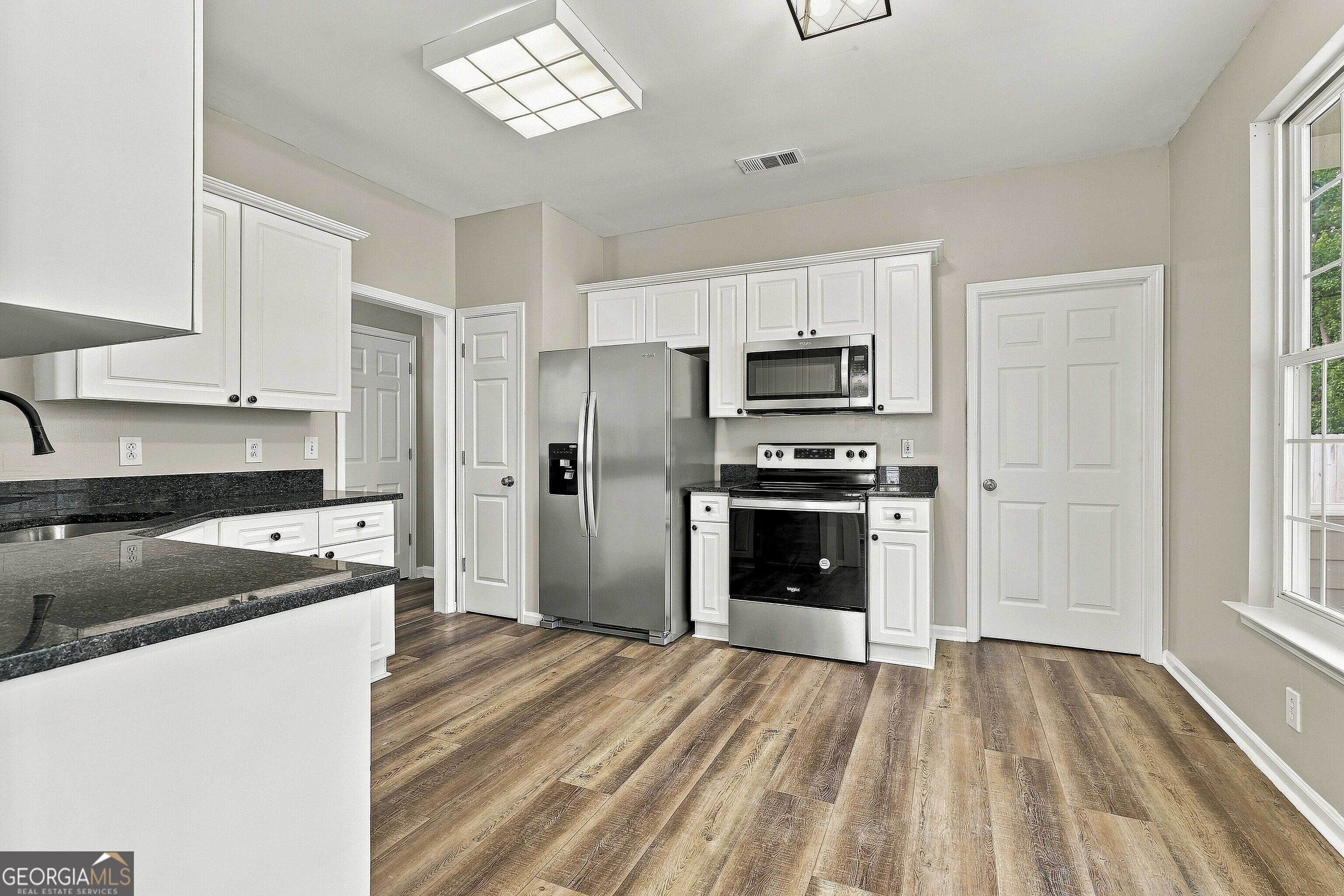 312 Dalston Way Property Photo 13