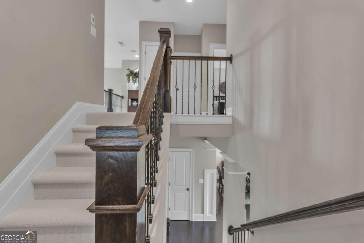 4050 Martel Drive Property Photo 23