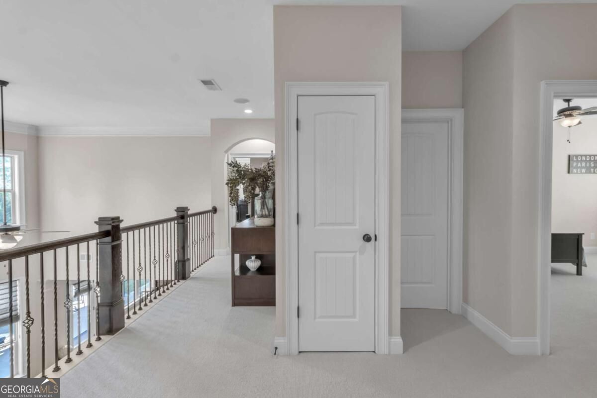4050 Martel Drive Property Photo 24