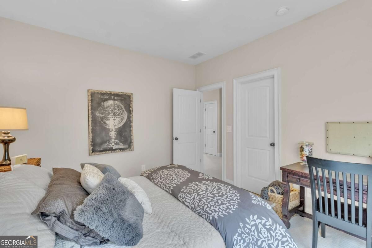 4050 Martel Drive Property Photo 44