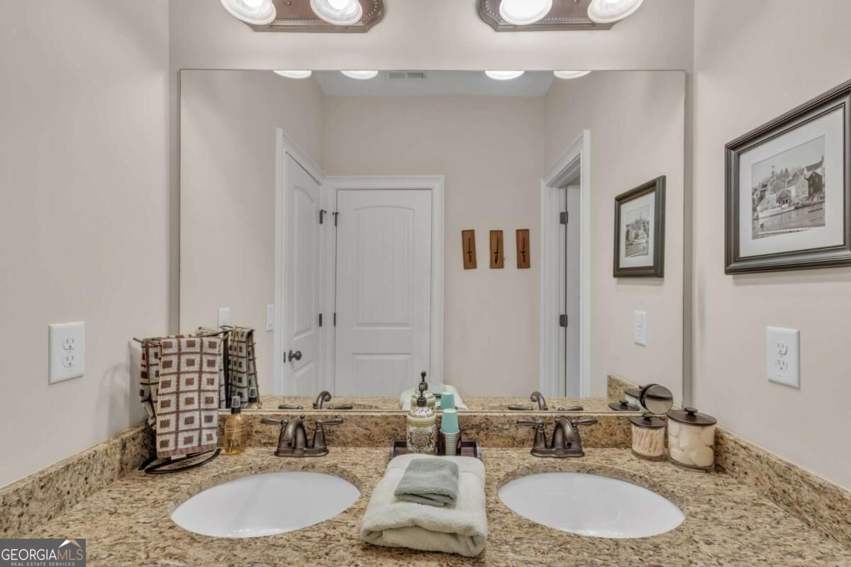 4050 Martel Drive Property Photo 46