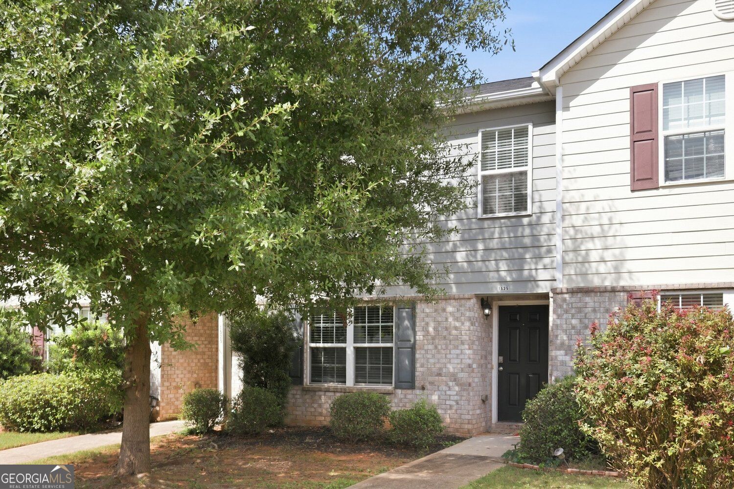 1535 Hydrangea Lane Property Photo 1