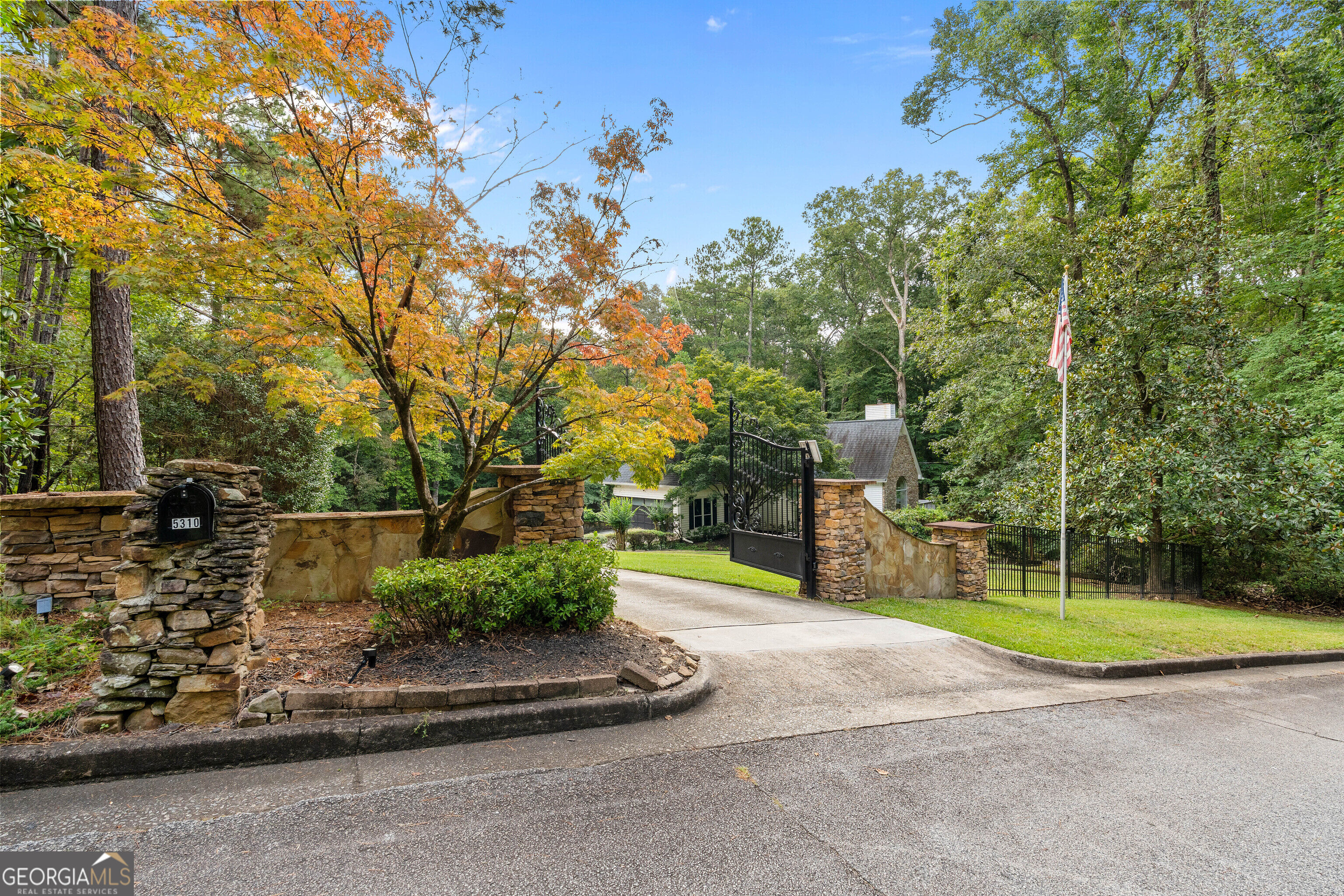 5310 Creek Indian Trail Property Photo 1