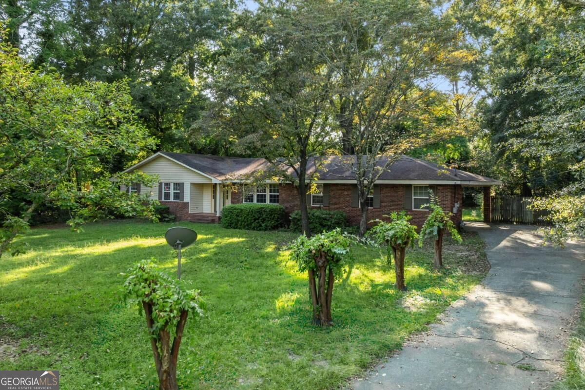 607 Hardeman Avenue Property Photo 3