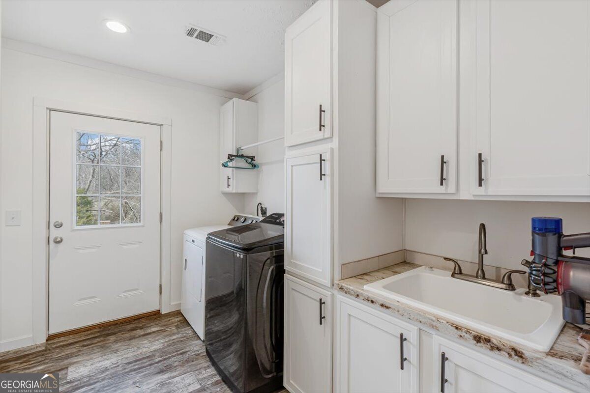 357 Nichols Road Se Property Photo 27