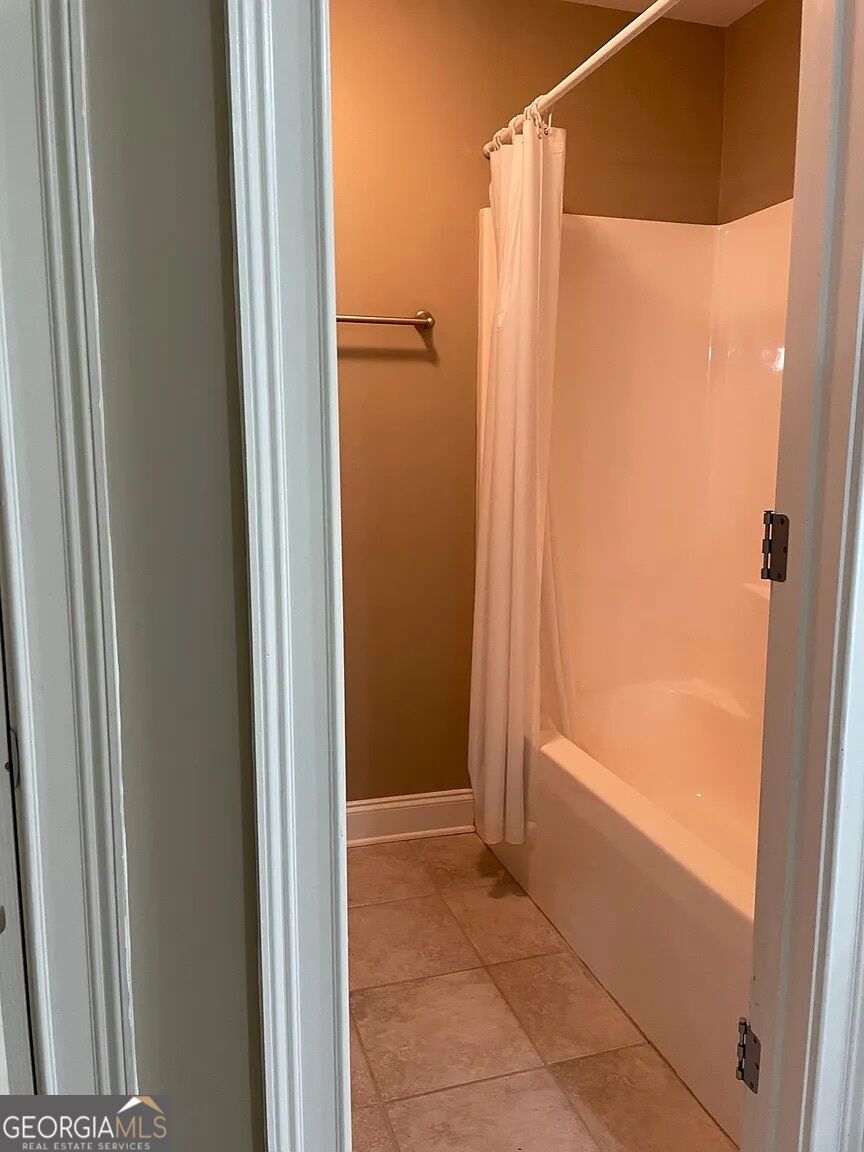 140 Wesley Drive Property Photo 3