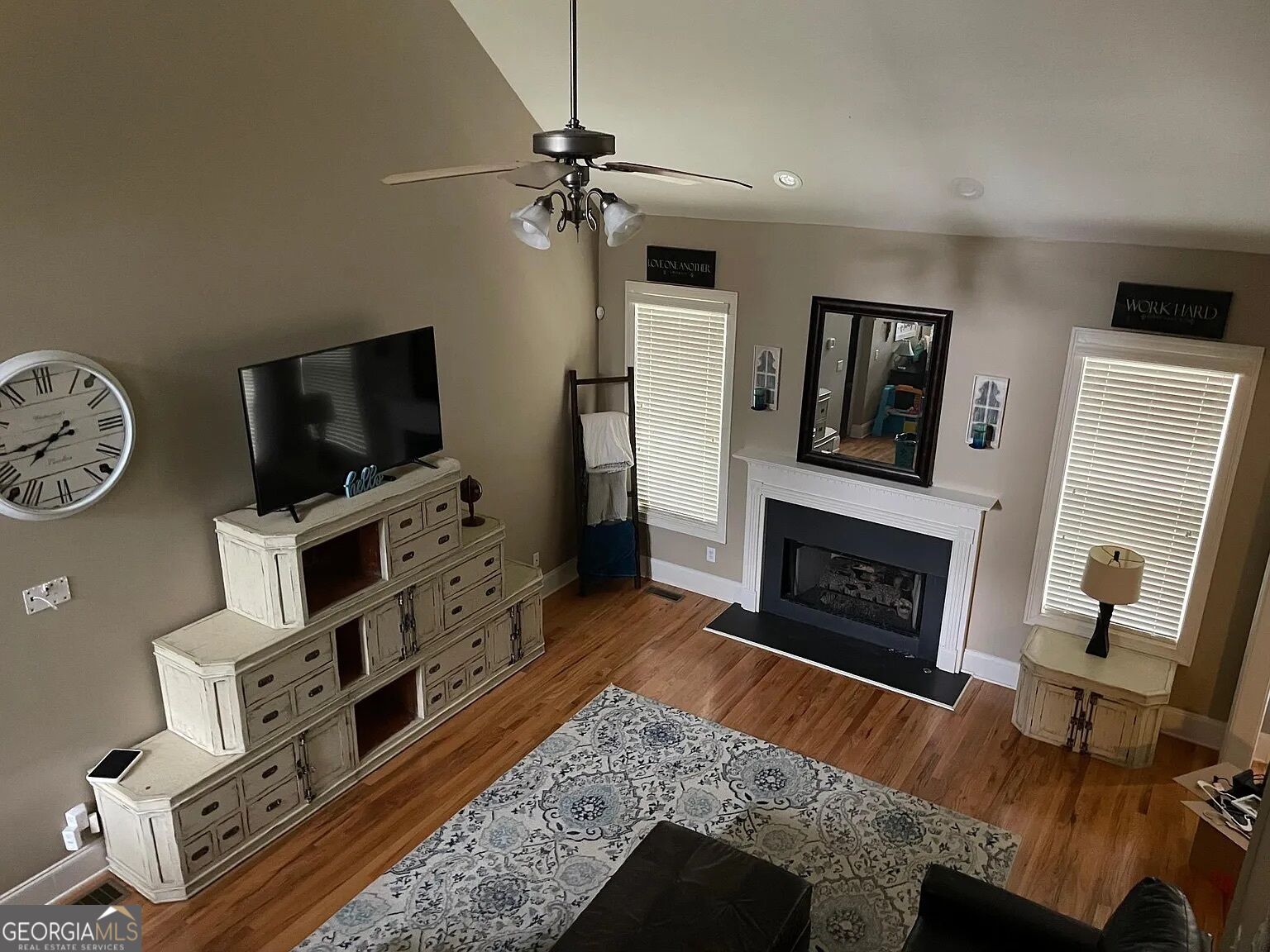140 Wesley Drive Property Photo 4