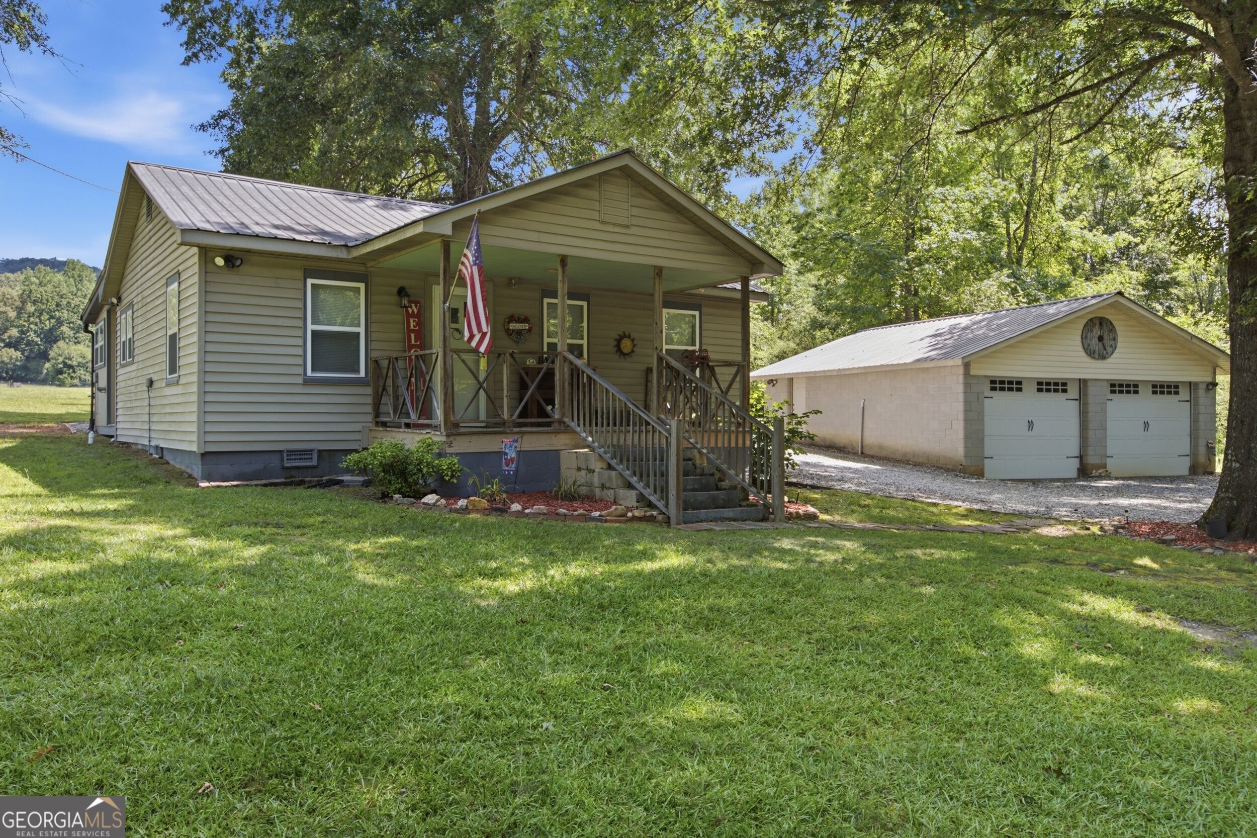 525 Amys Creek 3 Ac Road Property Photo 1
