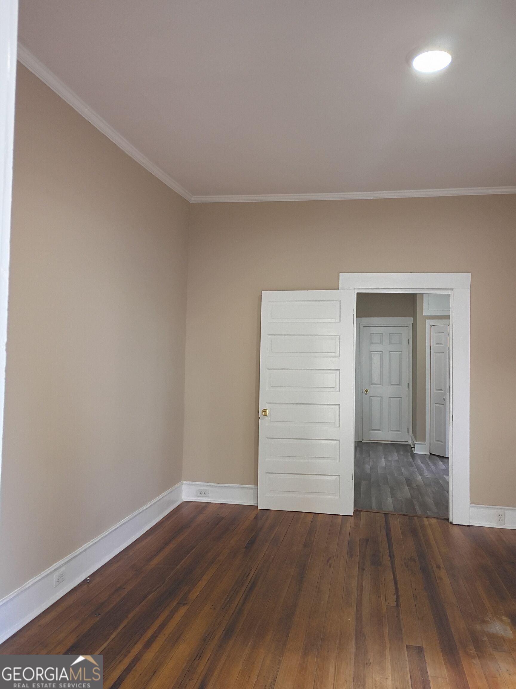 207 Park Avenue # B Property Photo 3