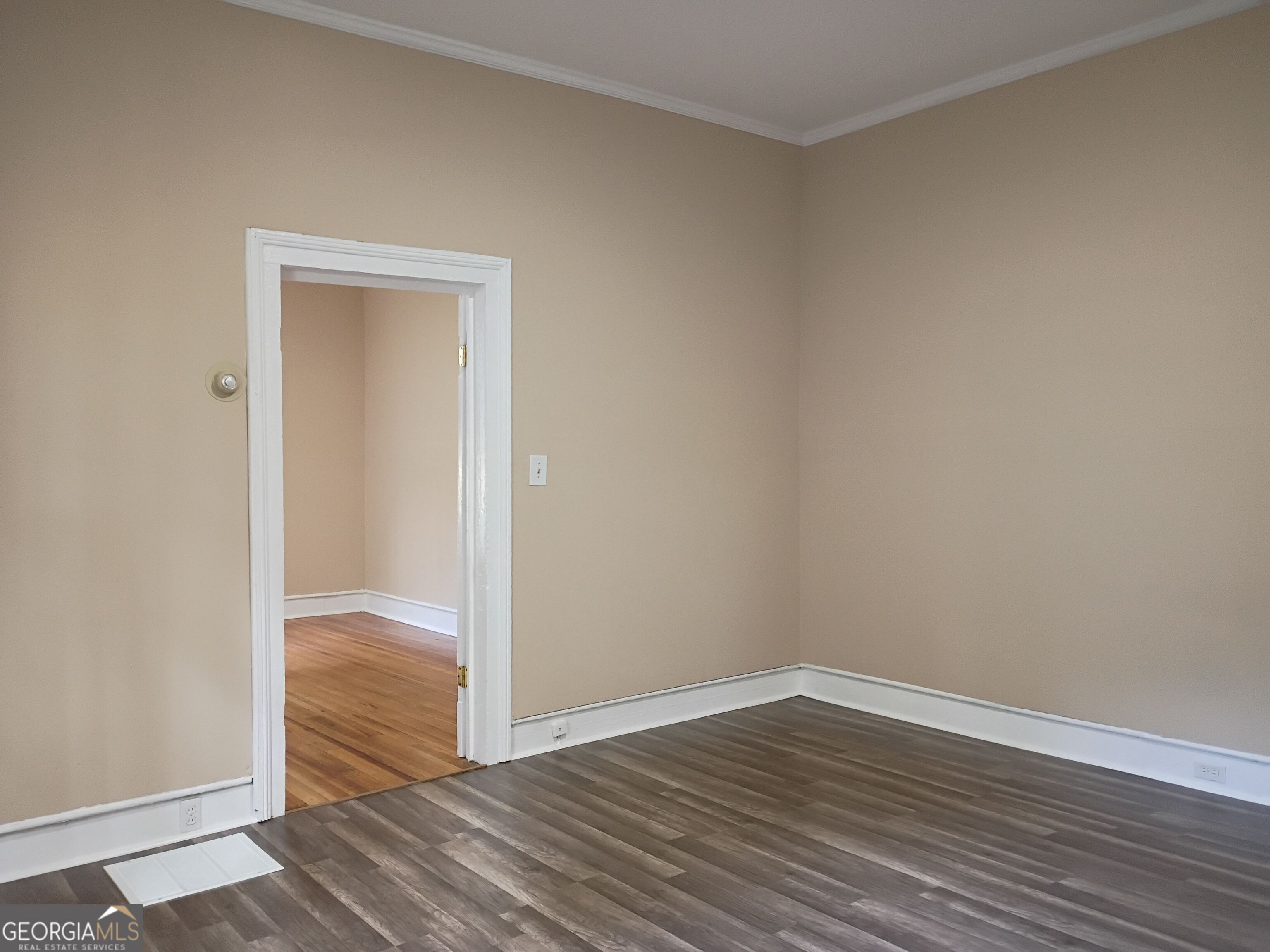 207 Park Avenue # B Property Photo 5
