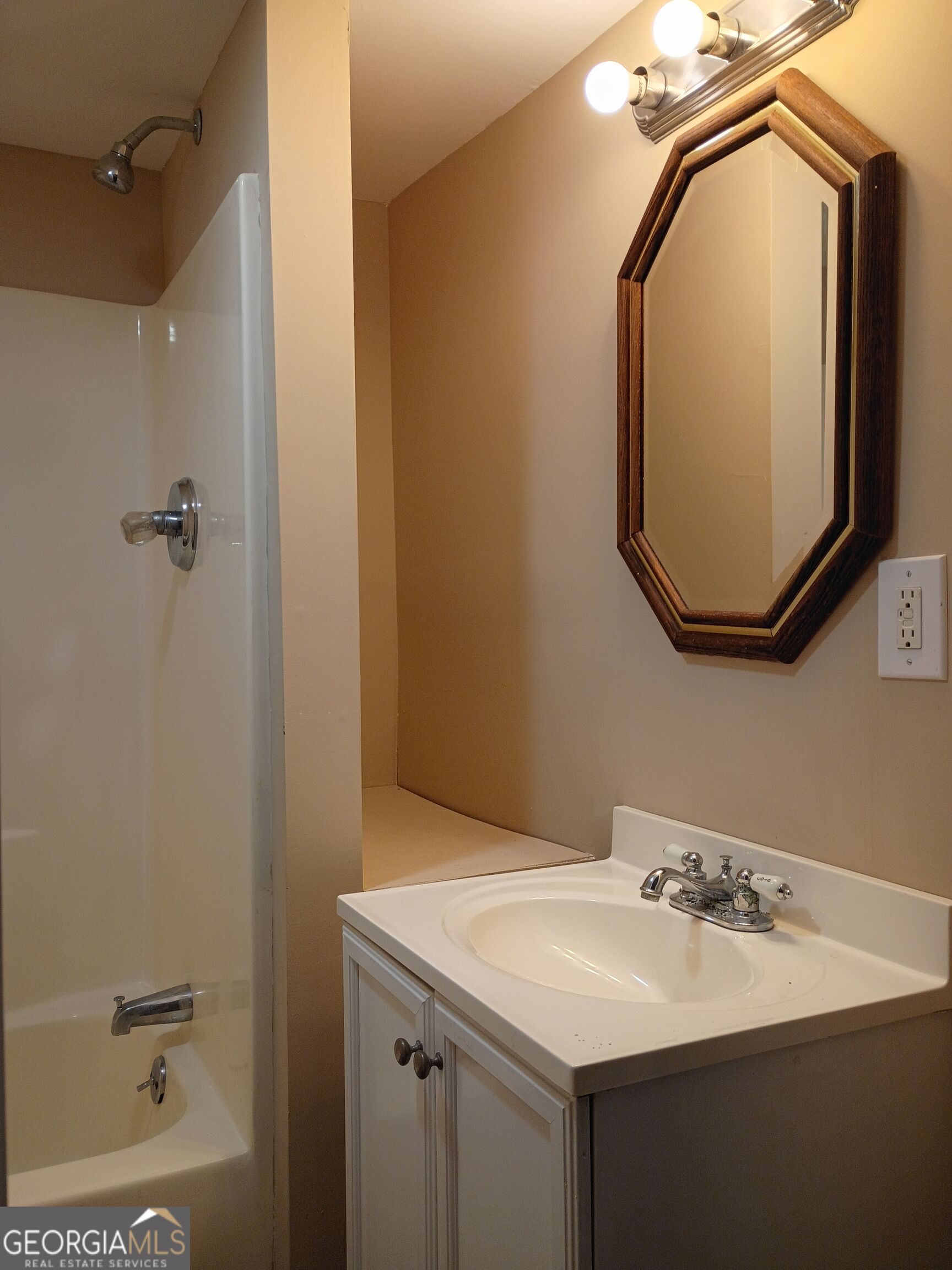 207 Park Avenue # B Property Photo 9