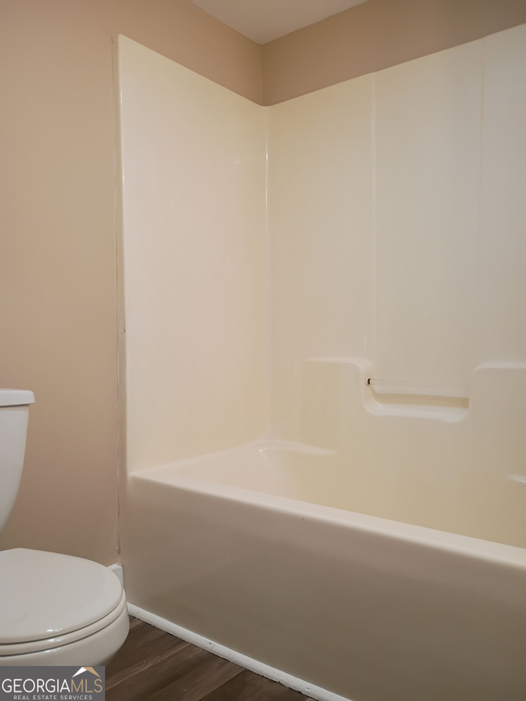 207 Park Avenue # B Property Photo 10