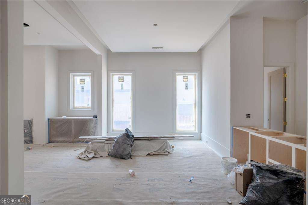 2756 Winding Lane Ne Property Photo 3