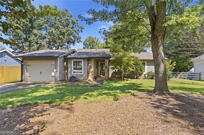 2835 Landington Way Property Photo 3
