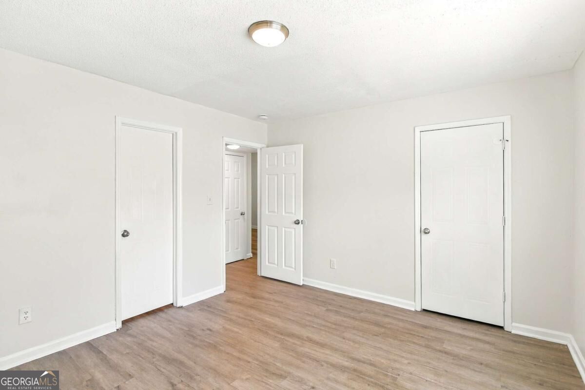 7980 Woodlake Drive Property Photo 9