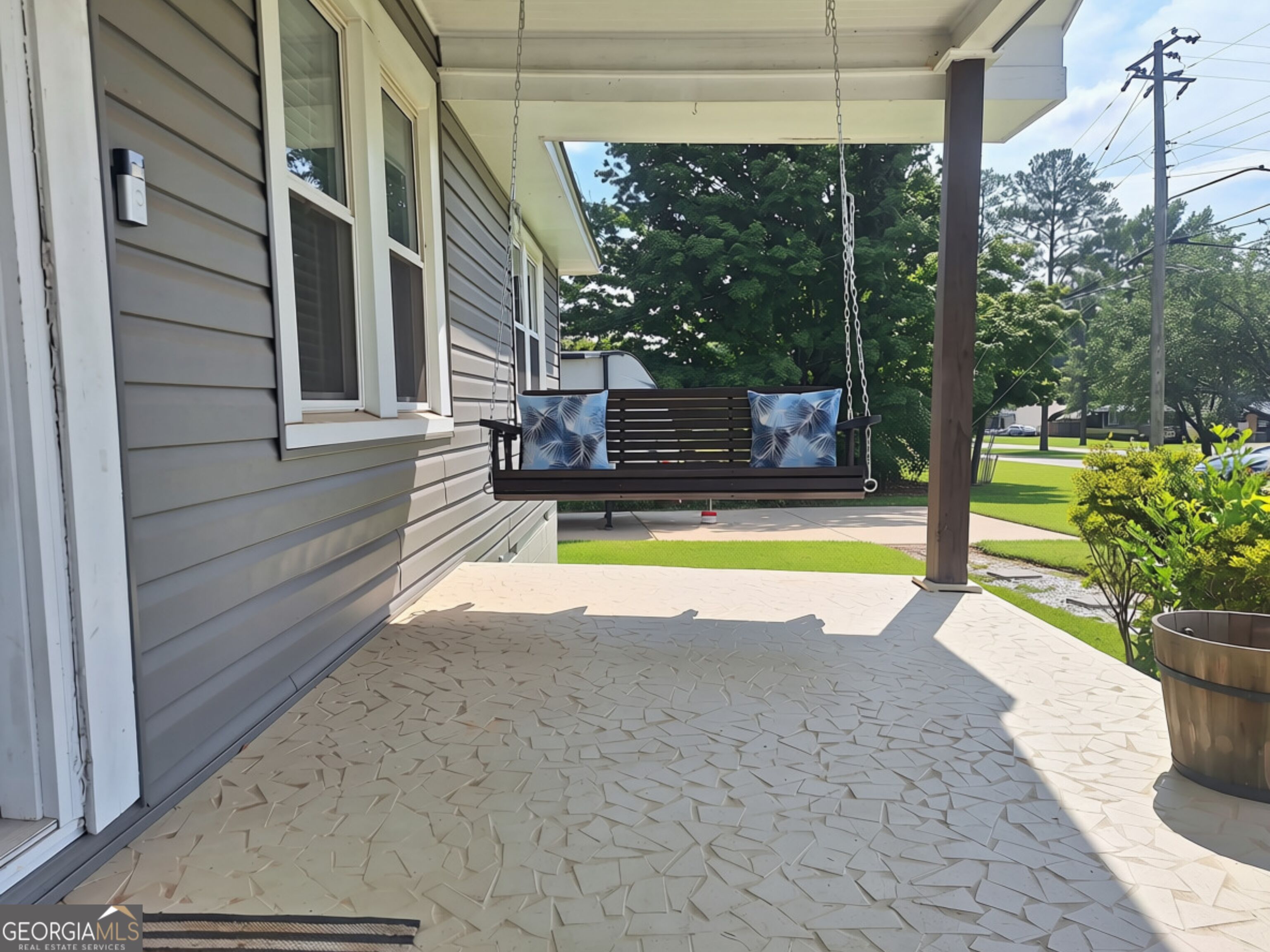 1905 41st Street Property Photo 5