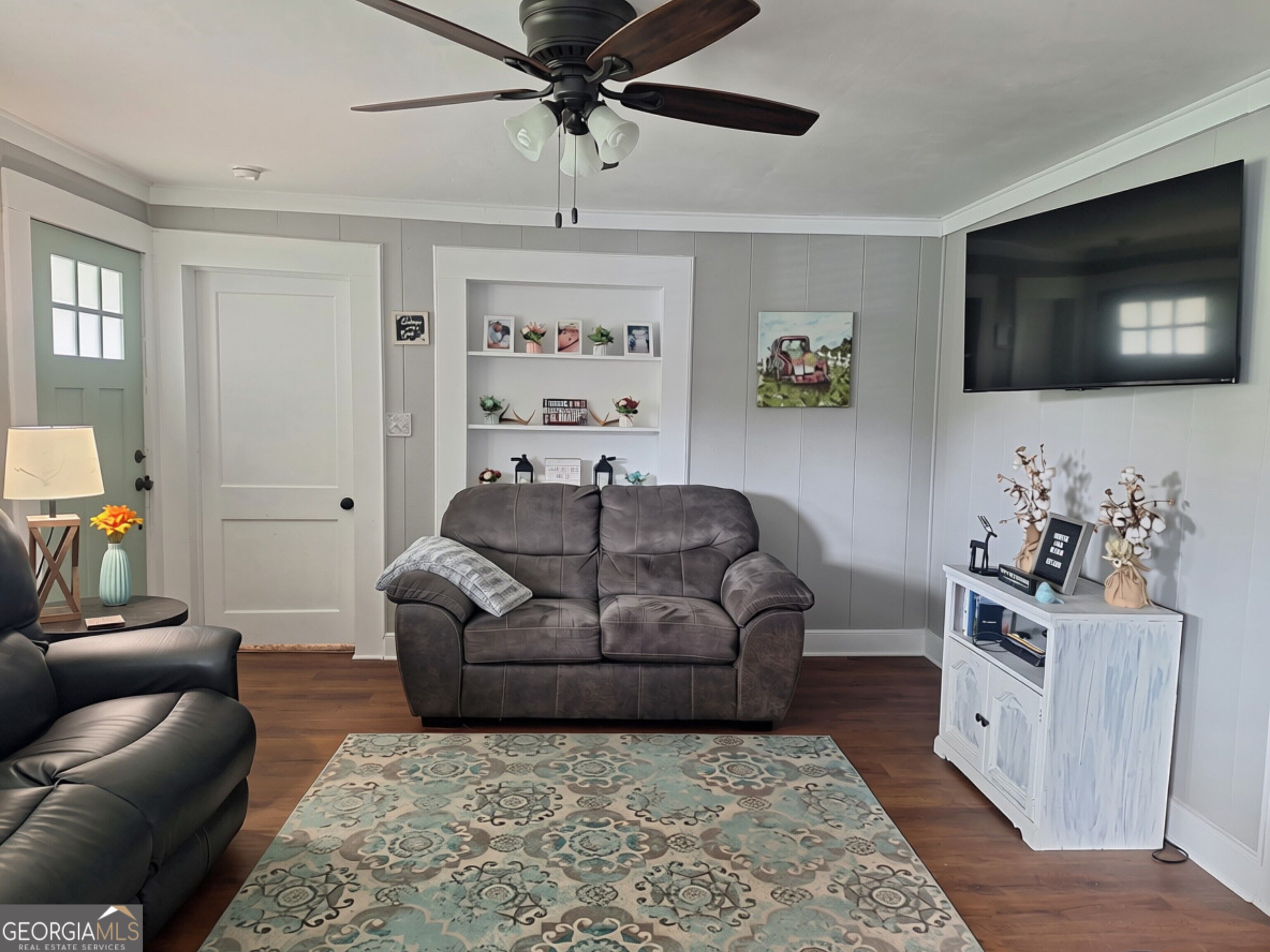 1905 41st Street Property Photo 9
