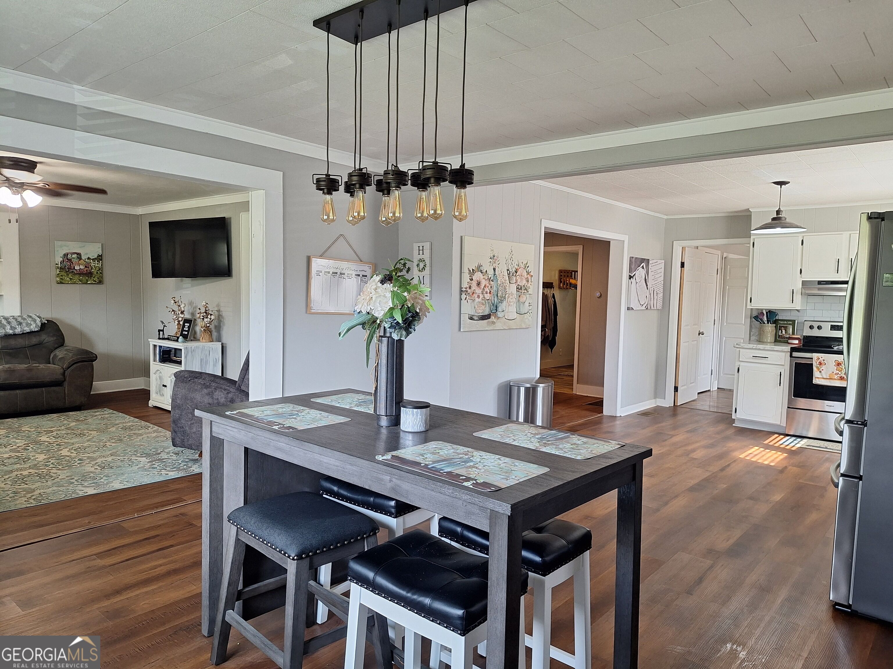 1905 41st Street Property Photo 10