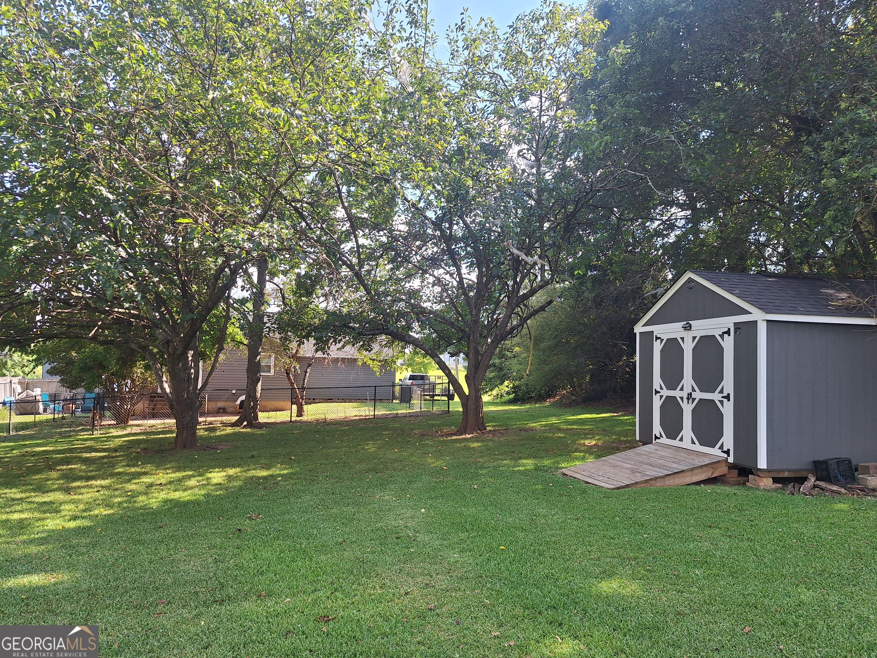 1905 41st Street Property Photo 34
