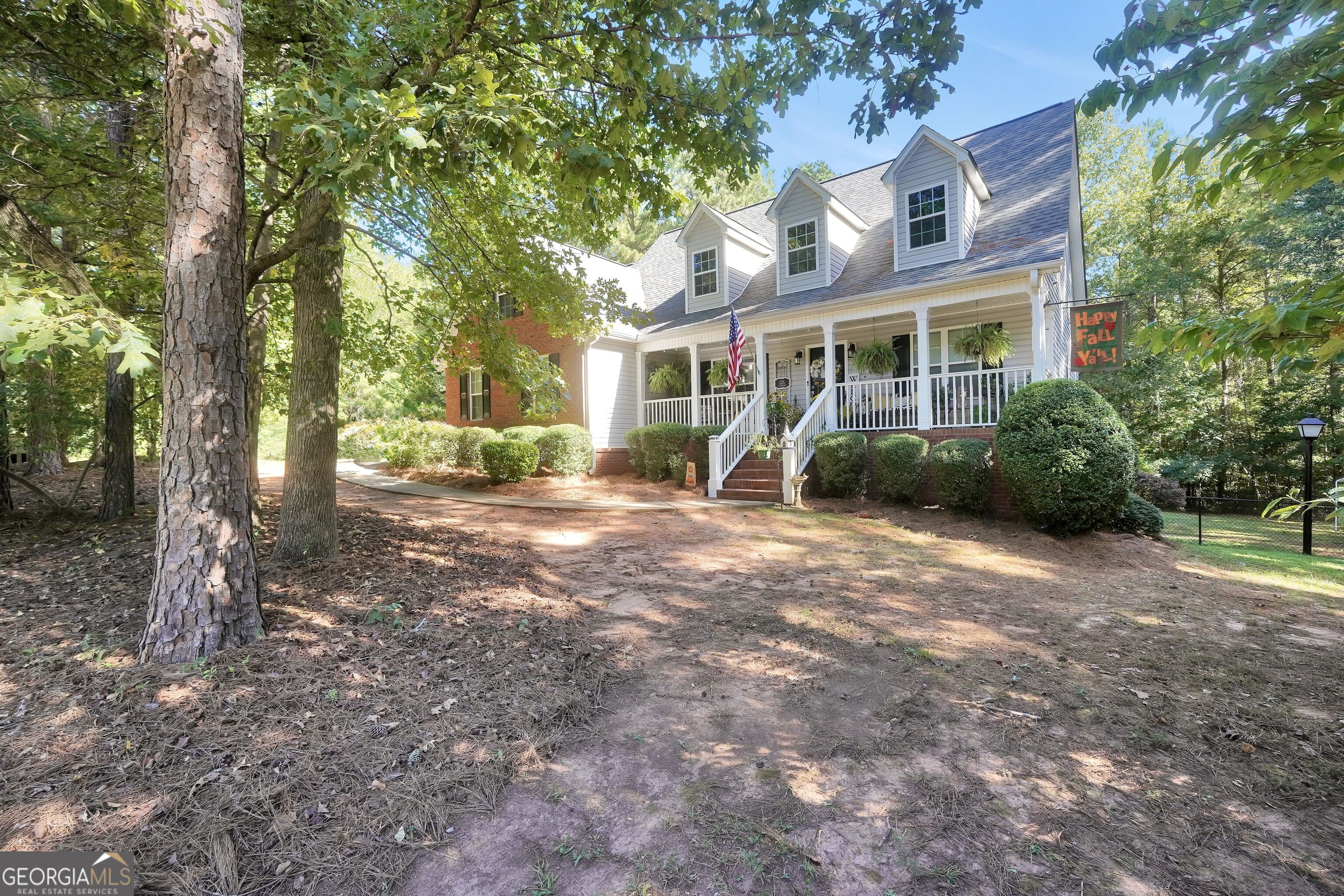200 Cecil Way Property Photo 1