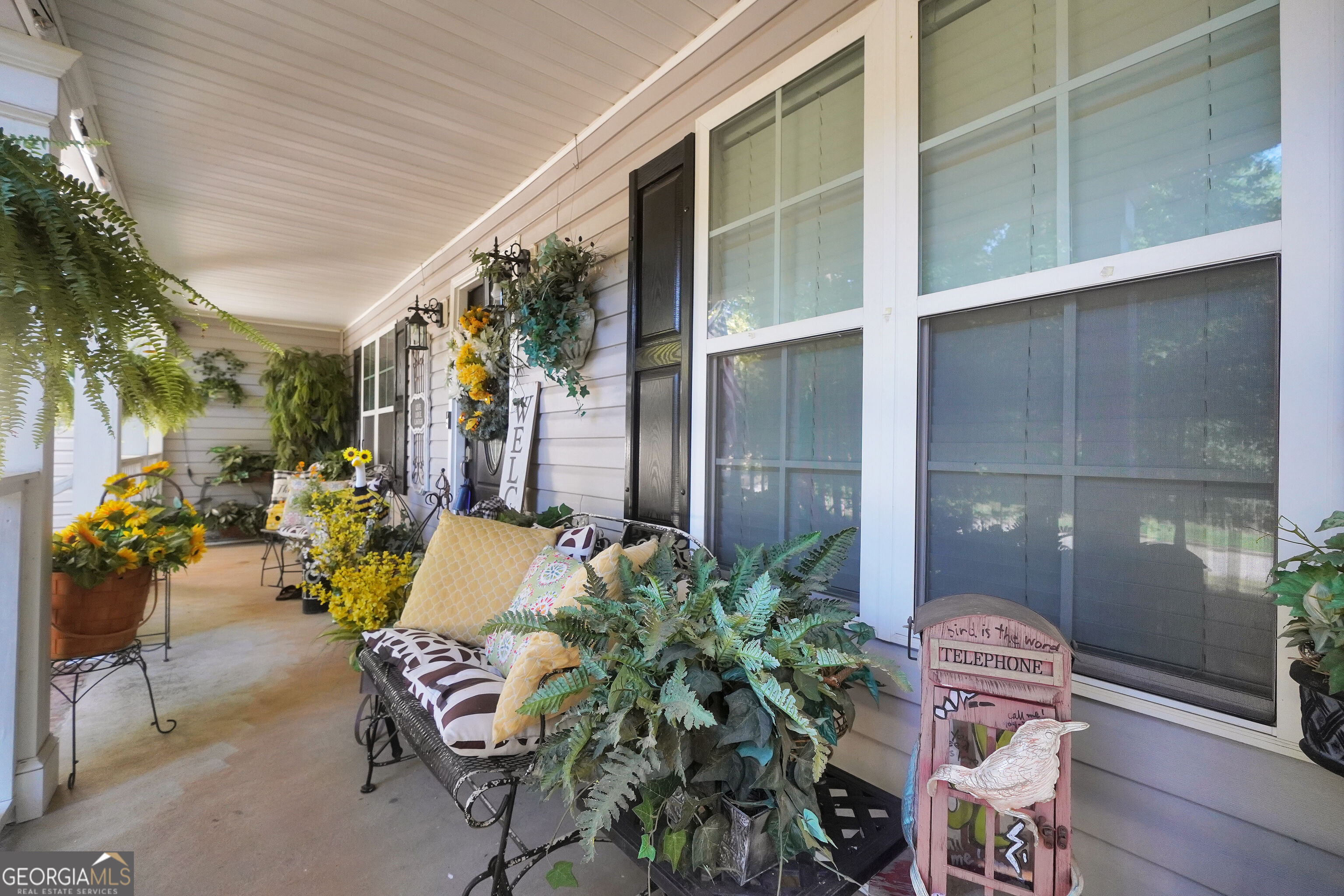 200 Cecil Way Property Photo 8