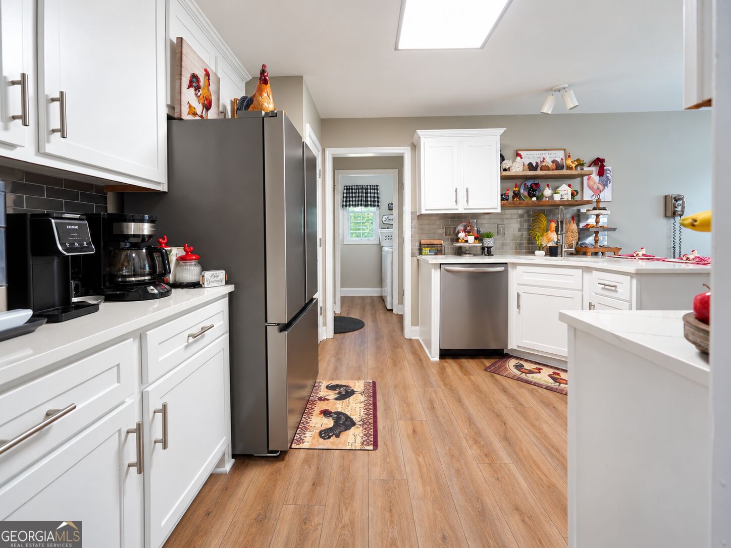 200 Cecil Way Property Photo 33