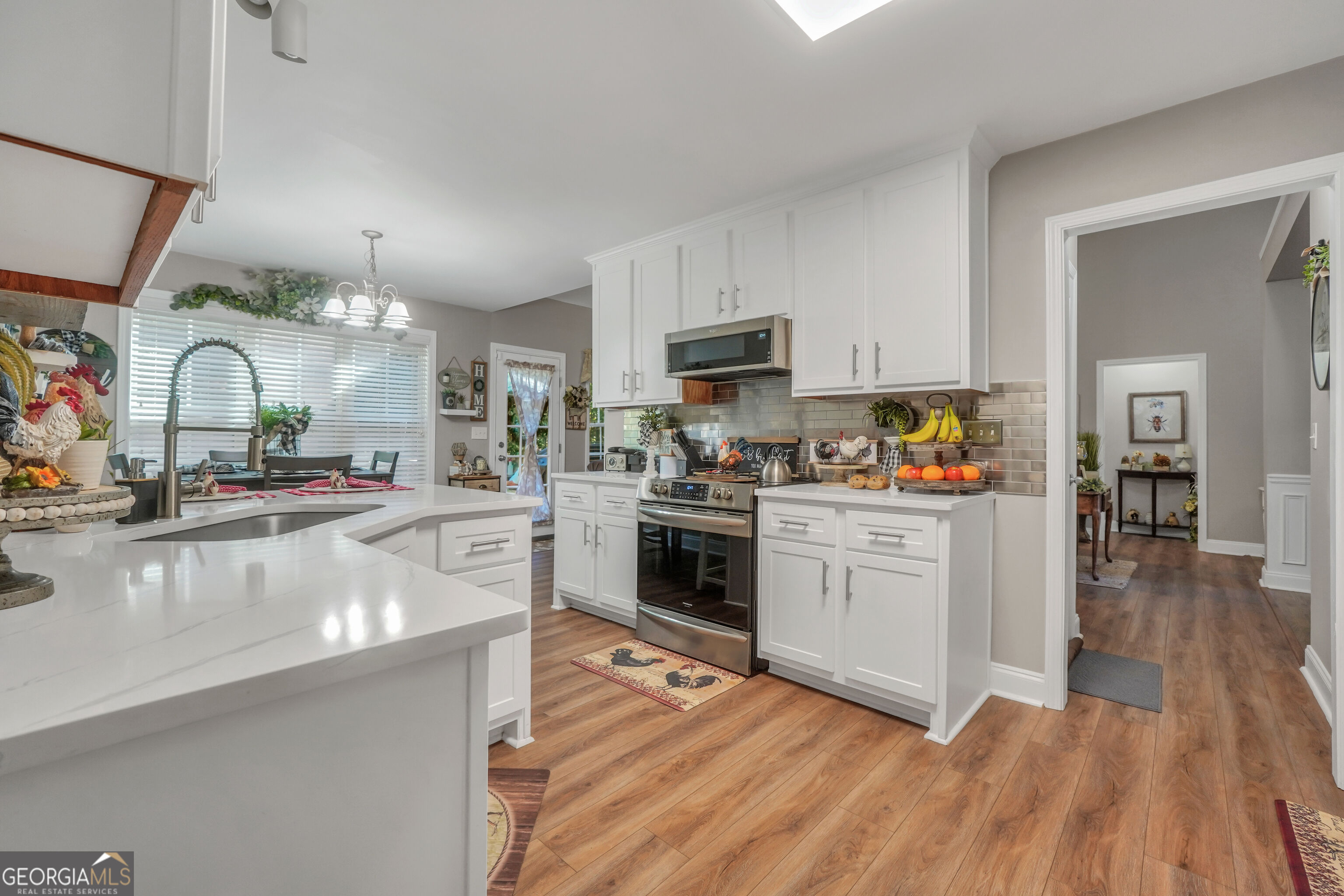 200 Cecil Way Property Photo 34