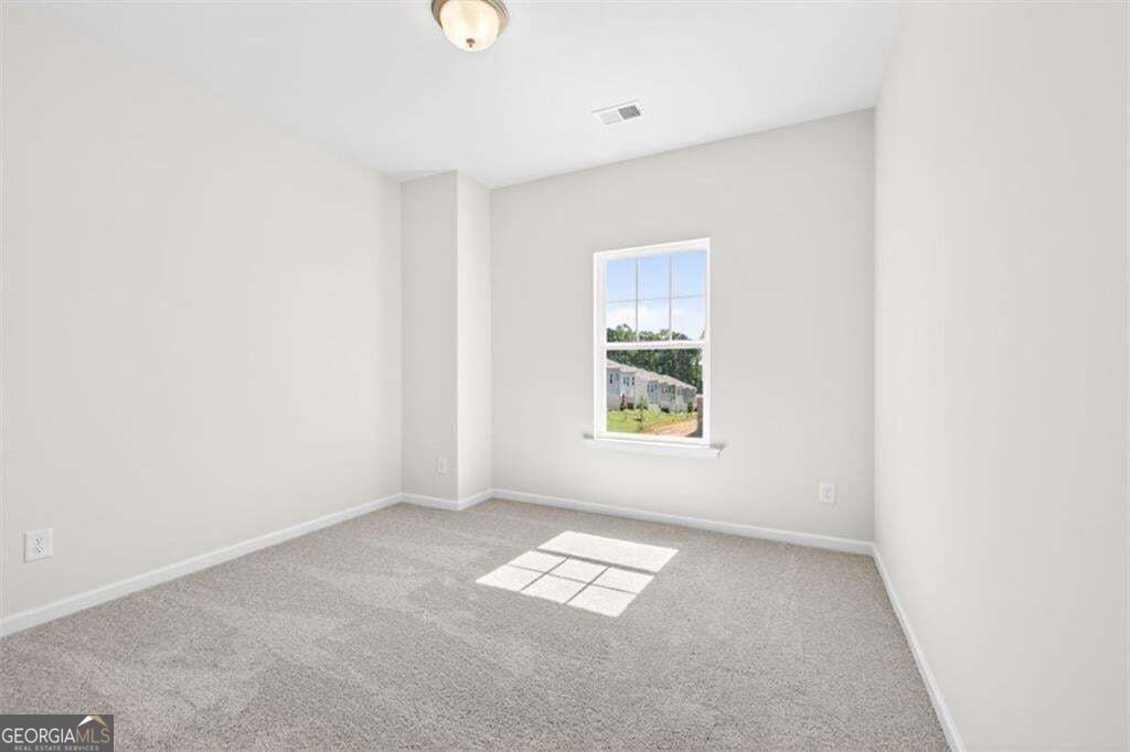 516 Brixton Drive # 83 Property Photo 16