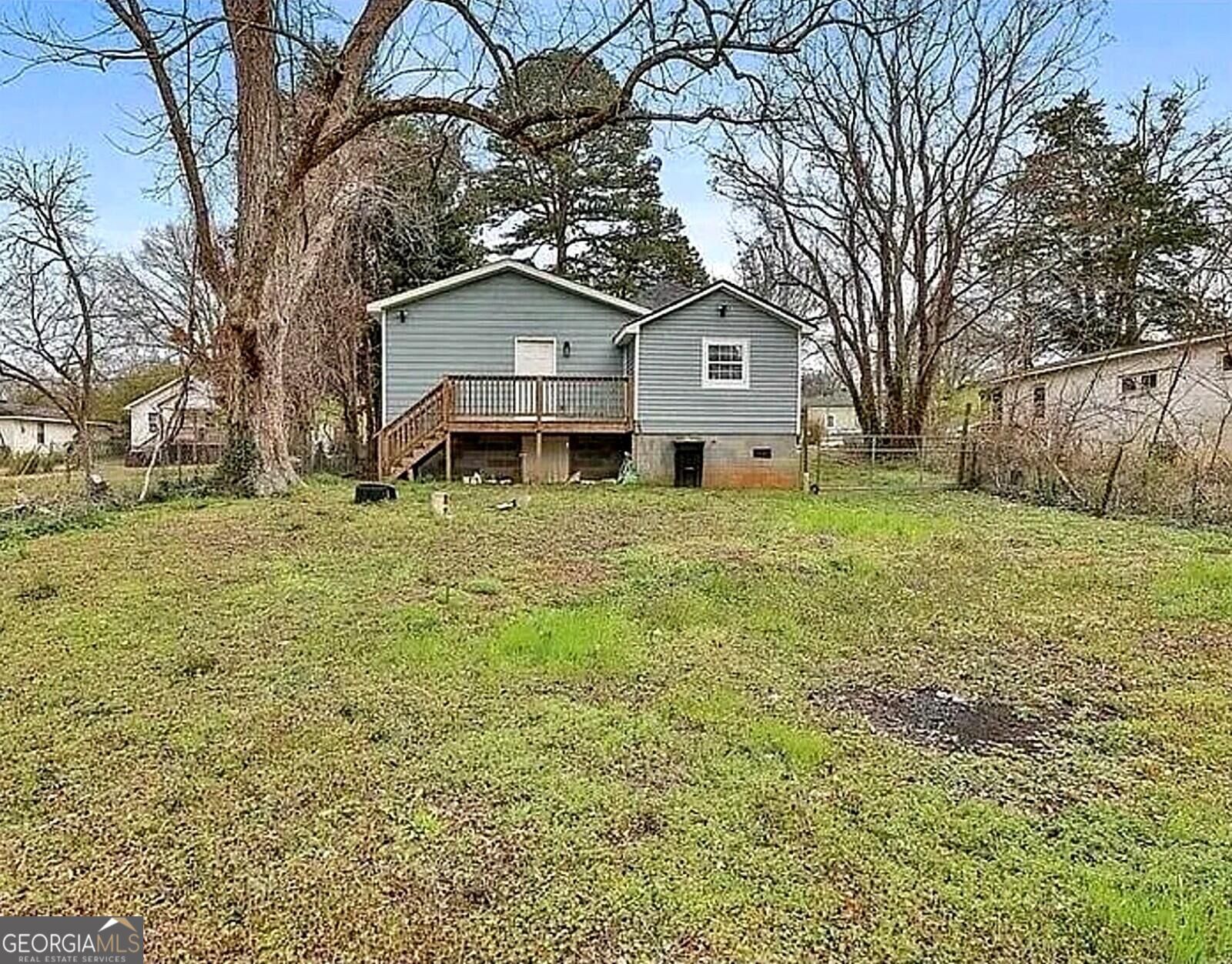 8 Long Street Property Photo 11