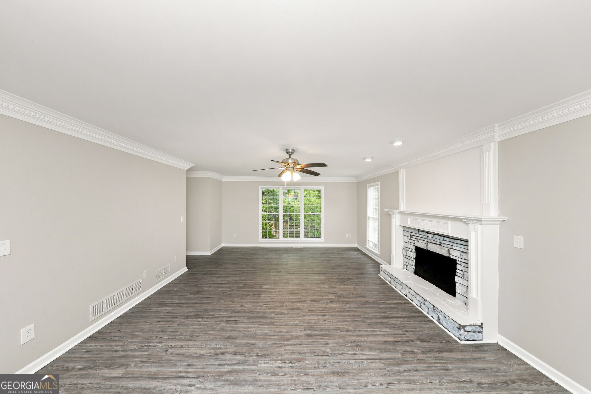 35 Kimball Court Property Photo 3
