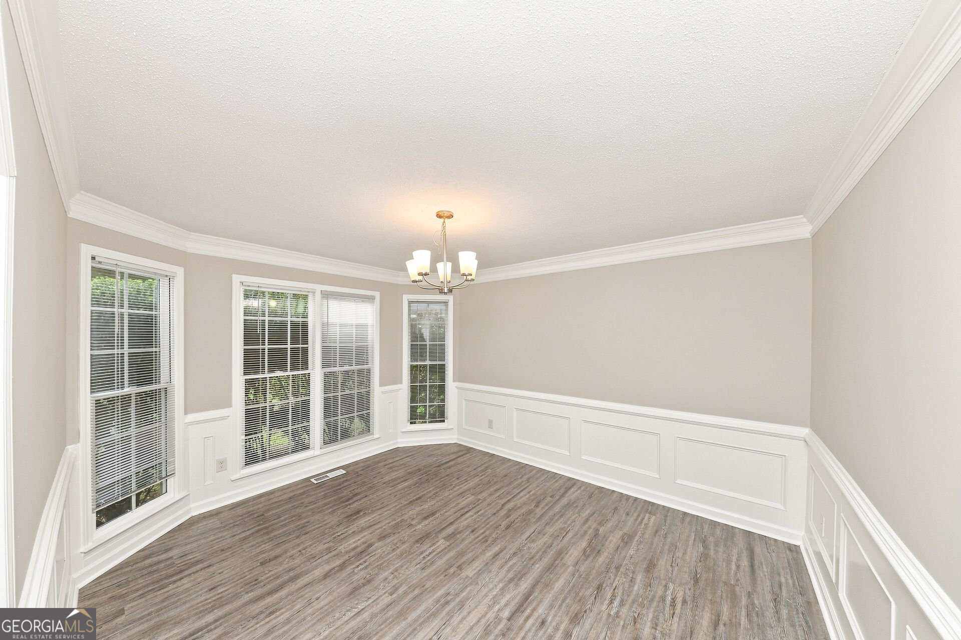 35 Kimball Court Property Photo 5