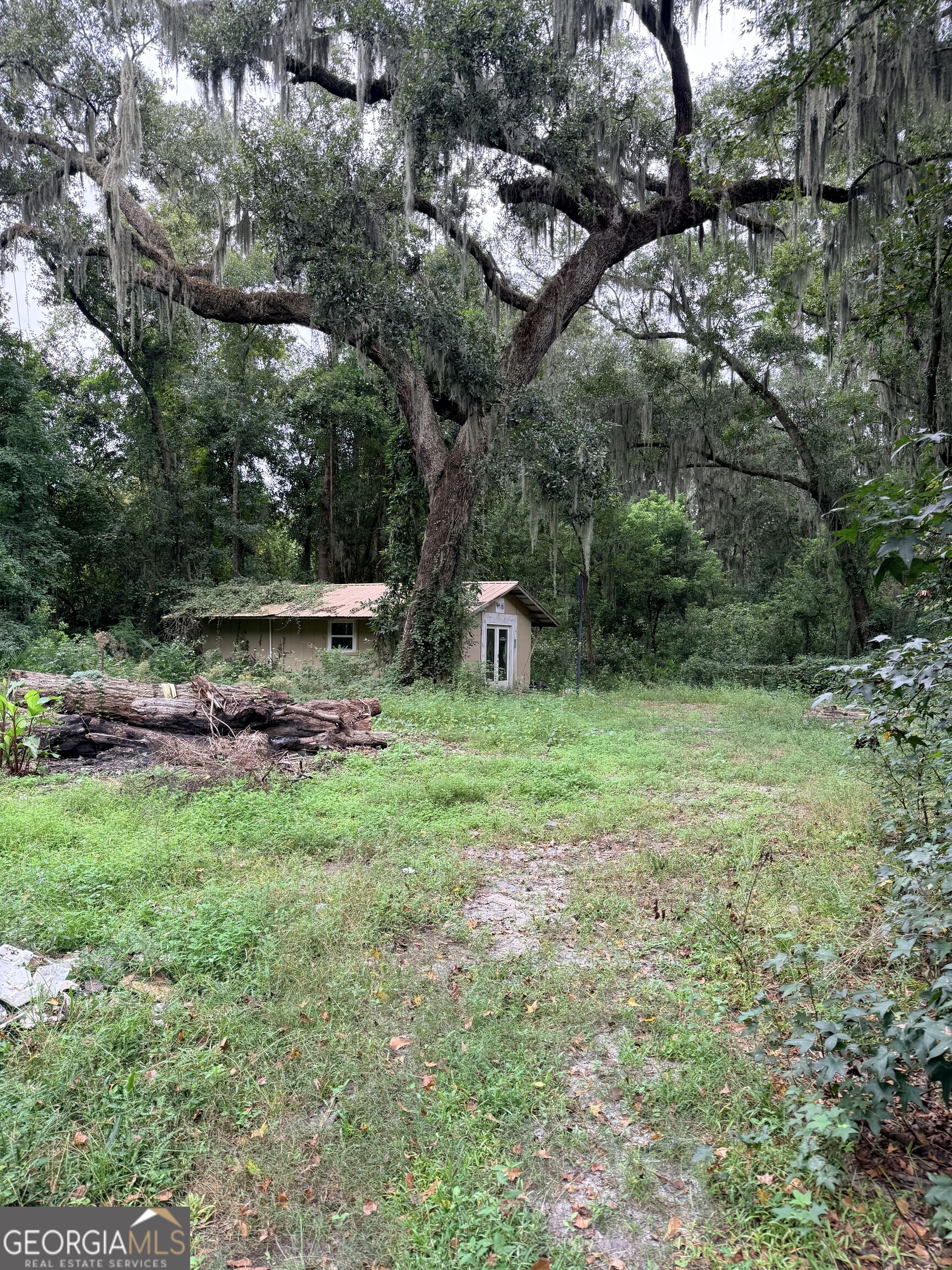 215 Hendricks Lane Property Photo 45