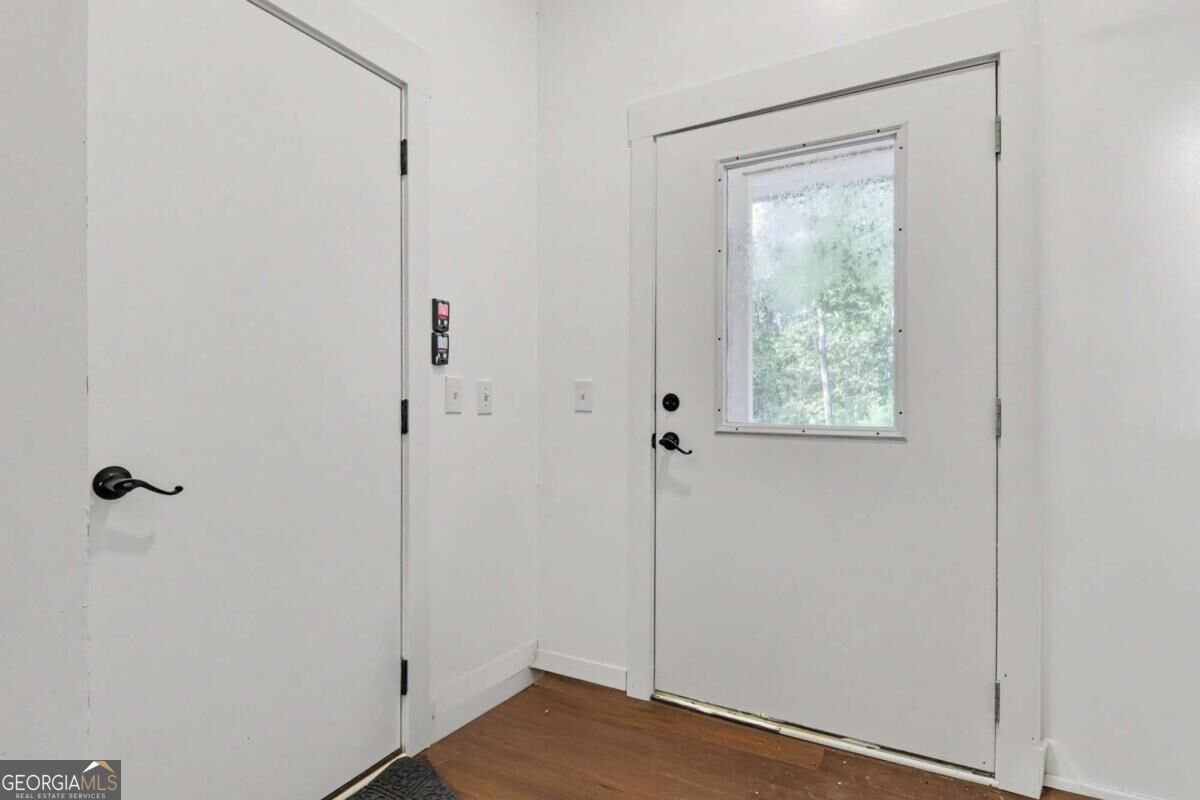 300 Pine Drive Property Photo 24