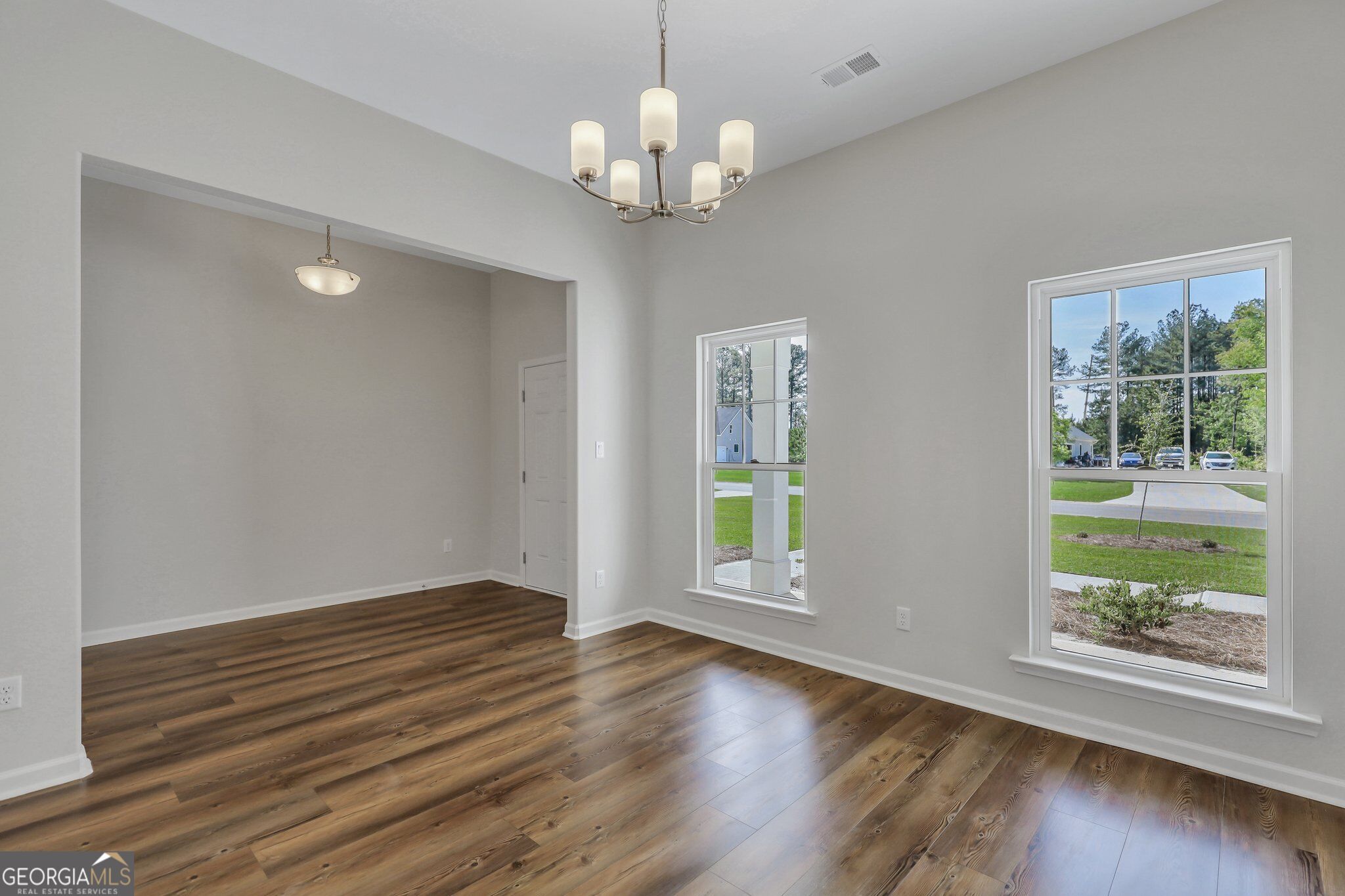 128 Pioneer Way Property Photo 3