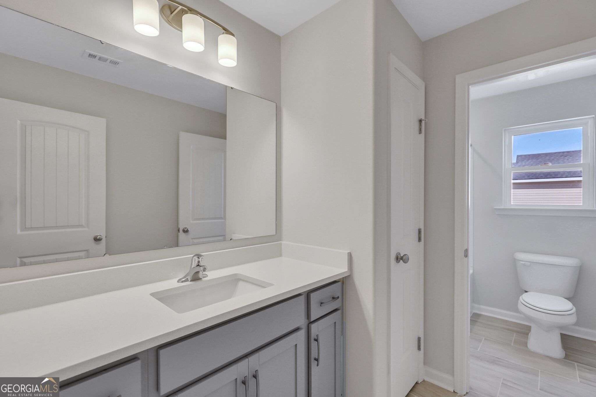 128 Pioneer Way Property Photo 24