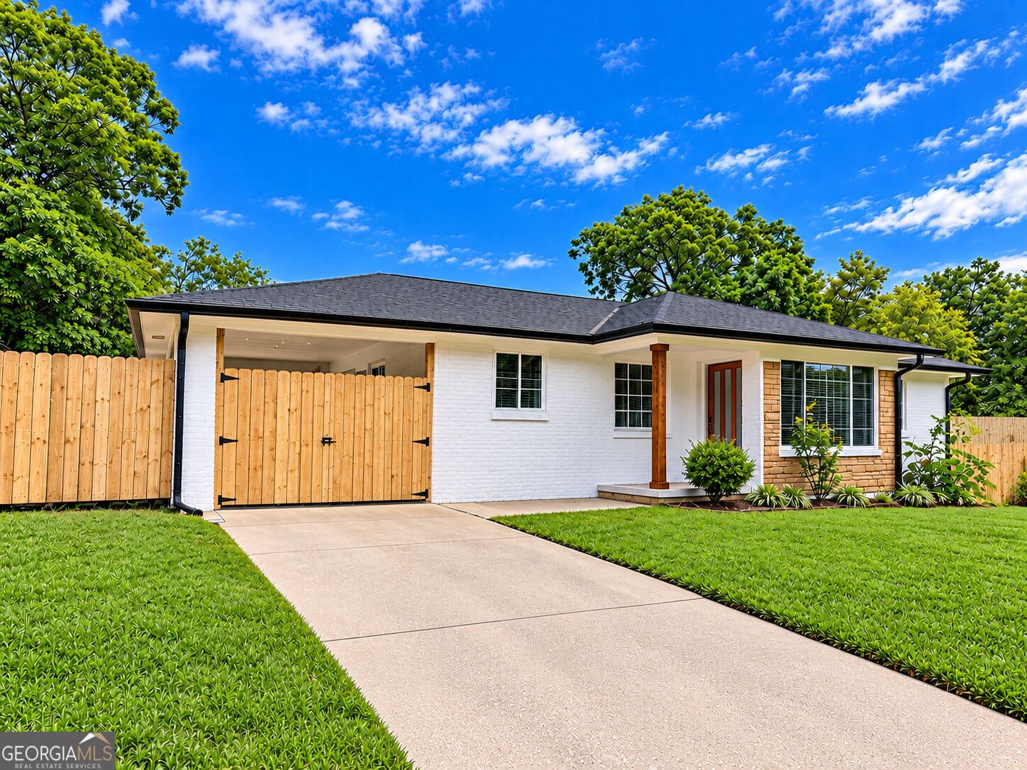 2118 Glendale Drive Property Photo 2