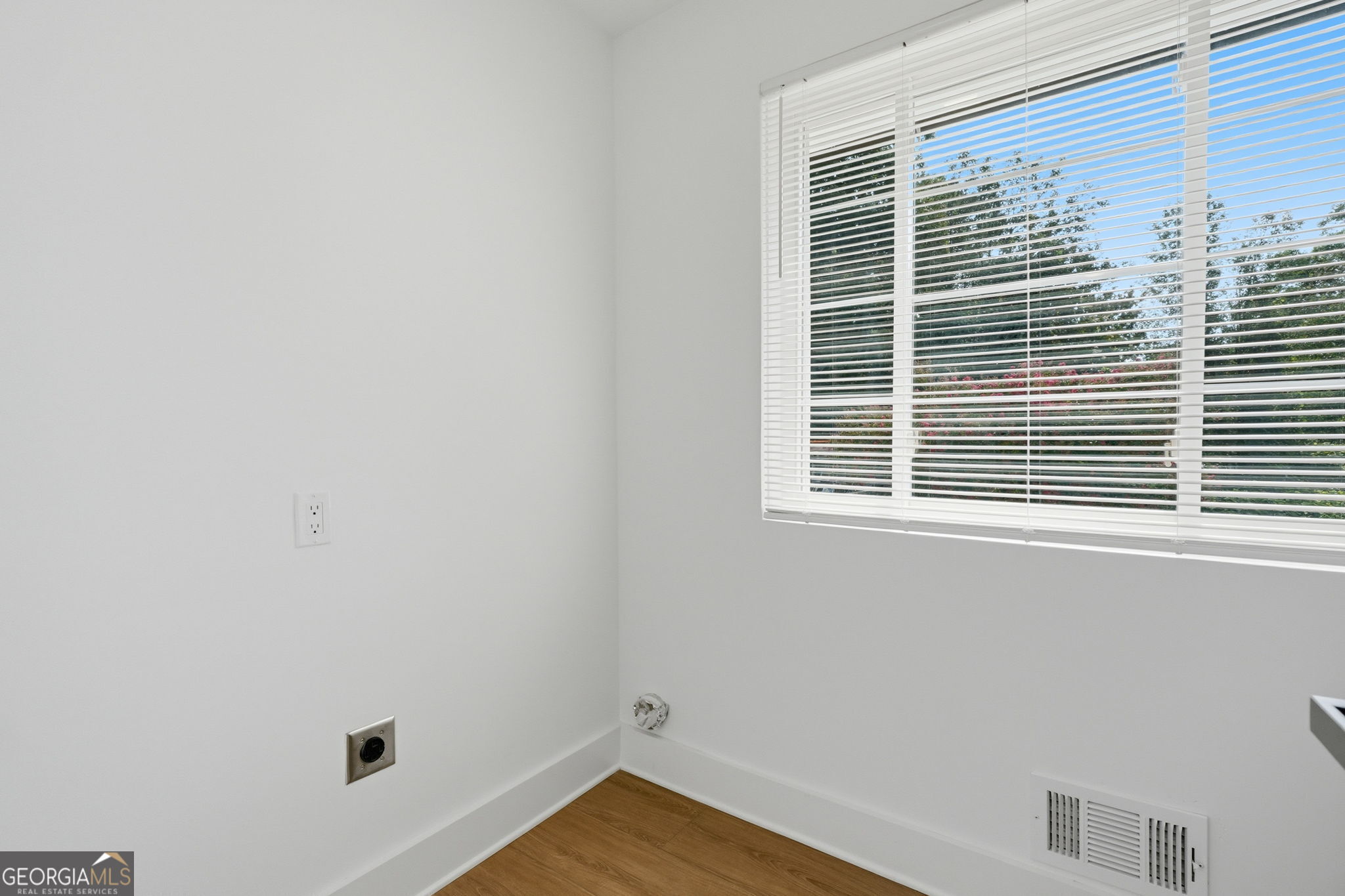 2118 Glendale Drive Property Photo 18