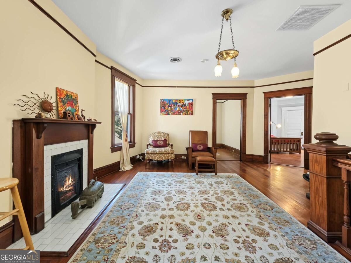 1059 Alta Avenue Ne Property Photo 25