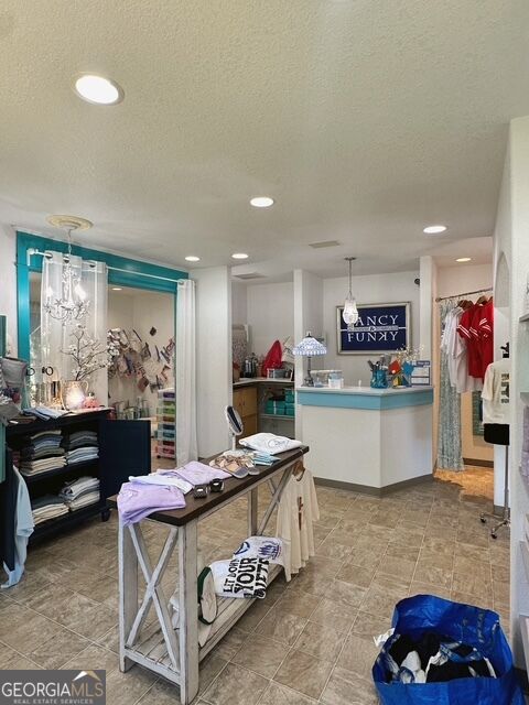 570 Lanier Avenue E Property Photo 6