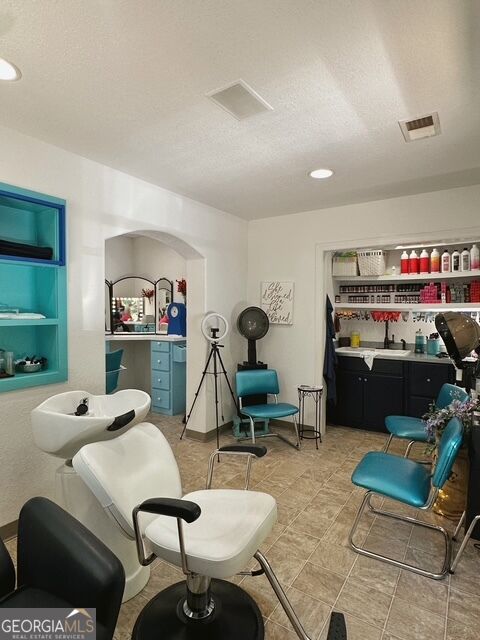 570 Lanier Avenue E Property Photo 7