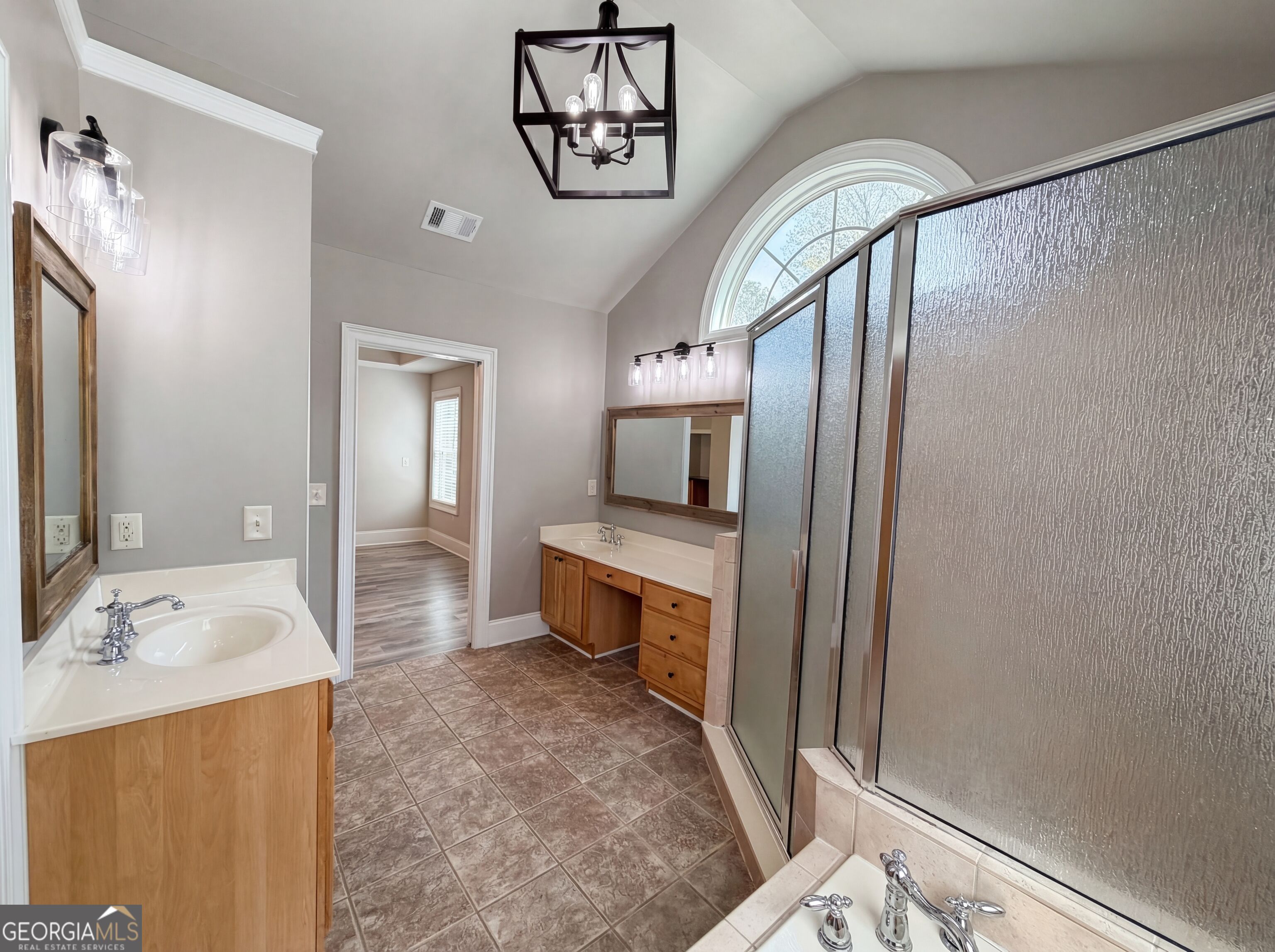 28 Meadows Court Property Photo 14