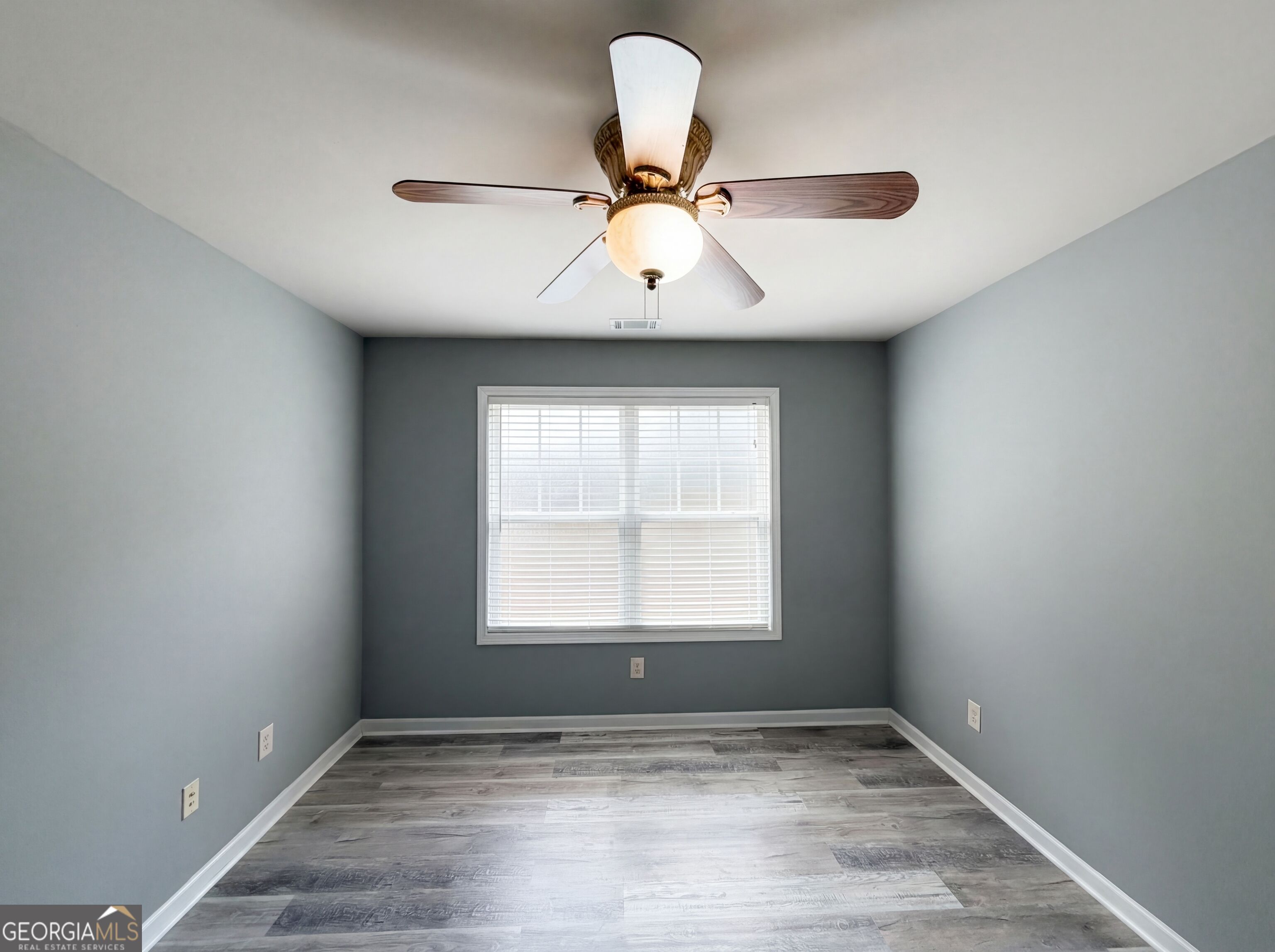 28 Meadows Court Property Photo 17