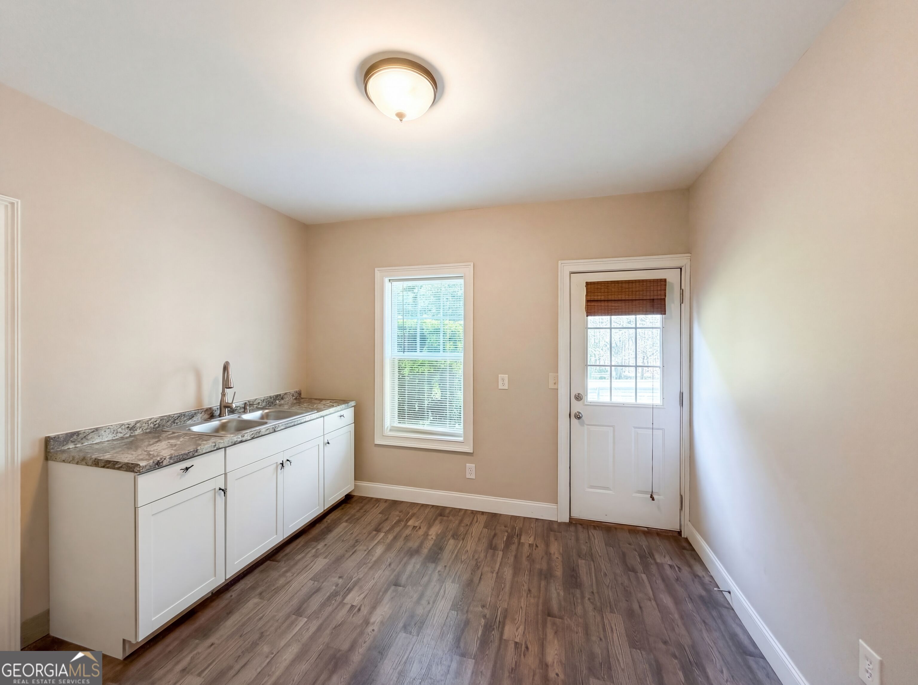 28 Meadows Court Property Photo 23