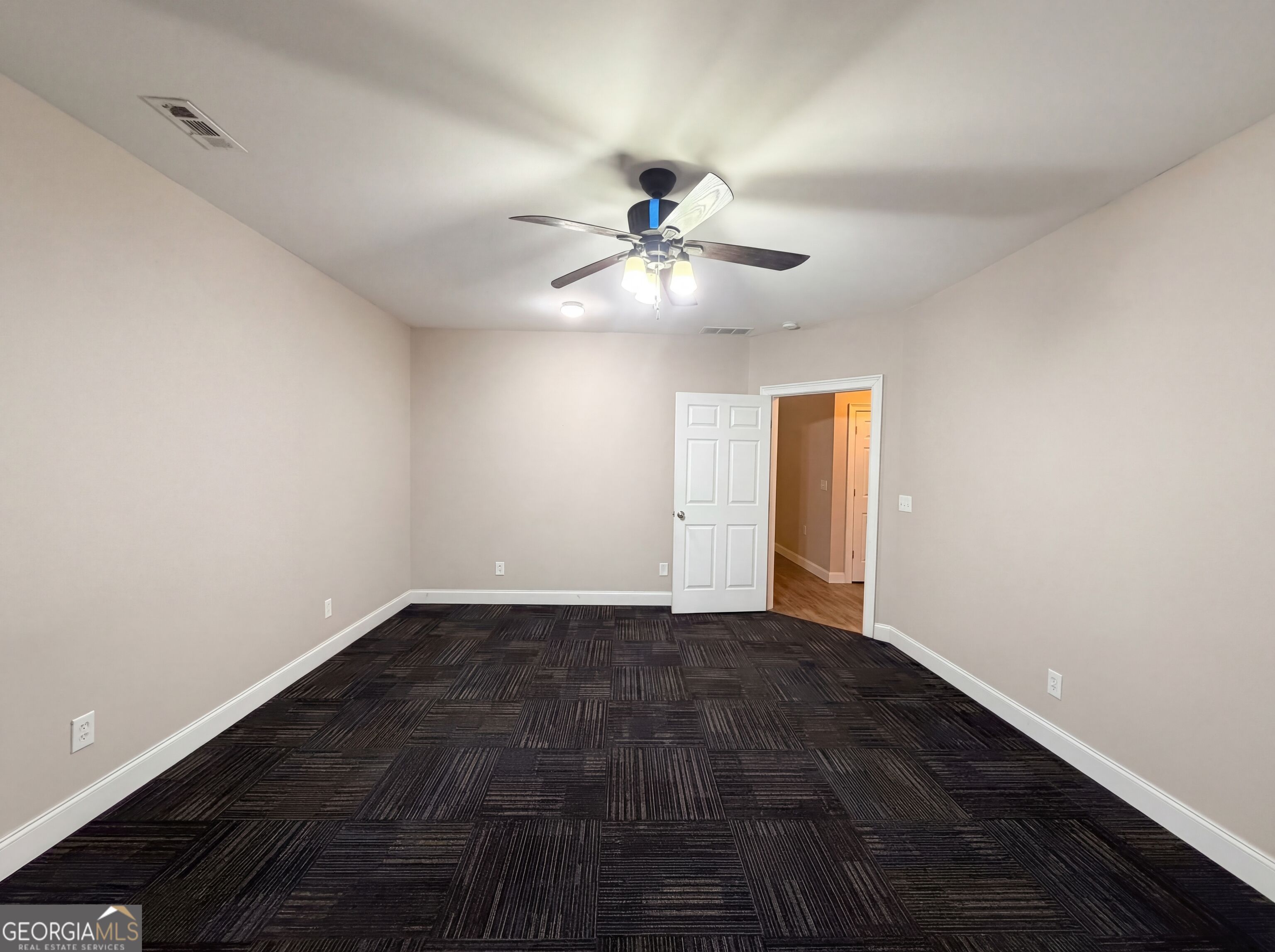 28 Meadows Court Property Photo 27